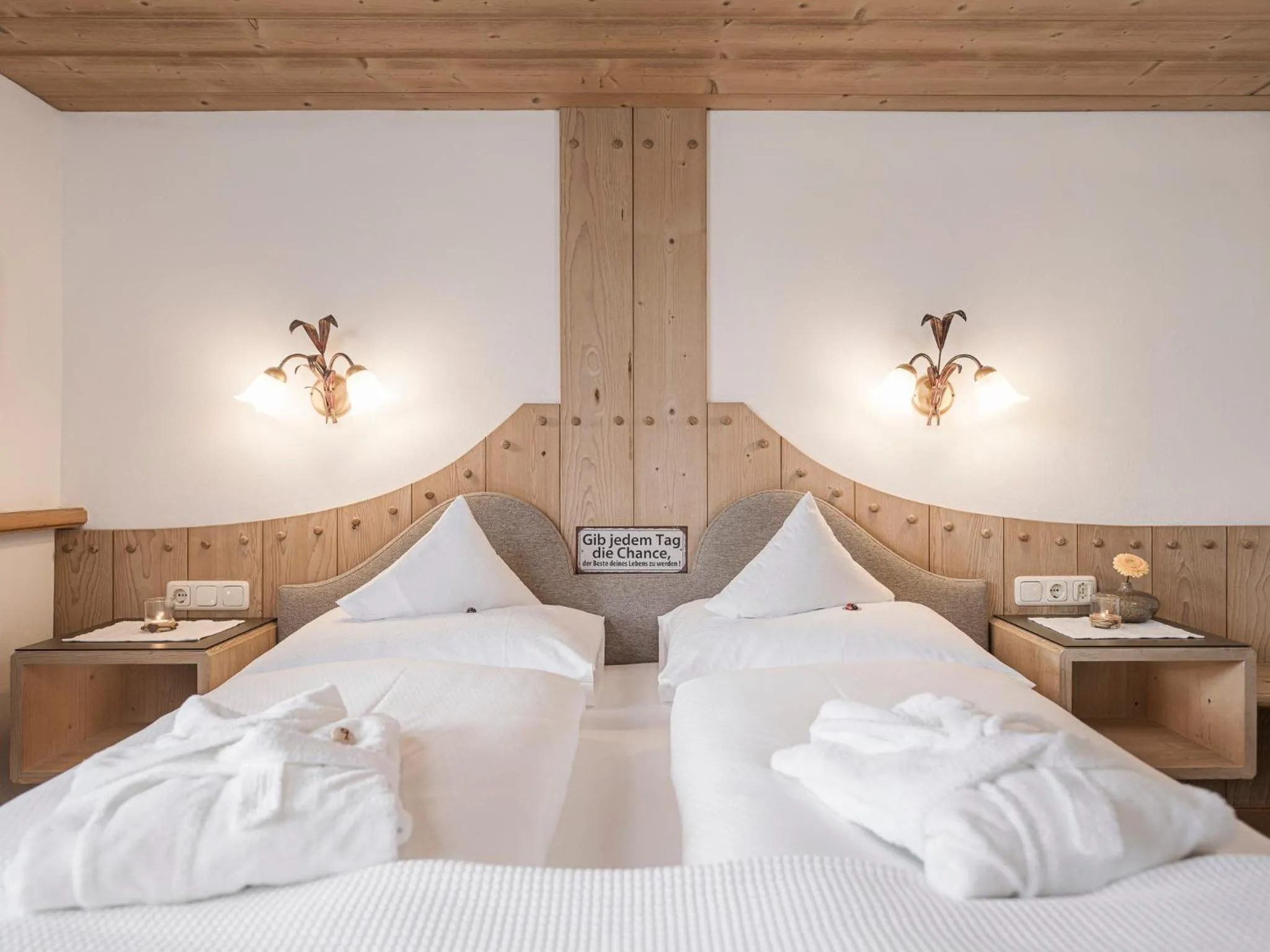 Bedroom, Bed in Apparthotel "Landhaus Veronika"