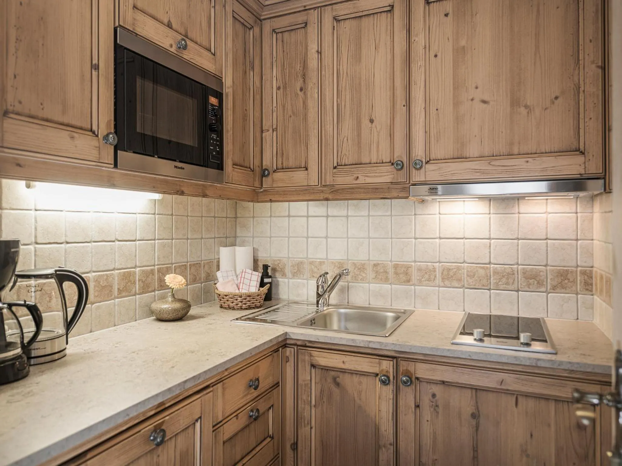 Kitchen or kitchenette in Apparthotel "Landhaus Veronika"