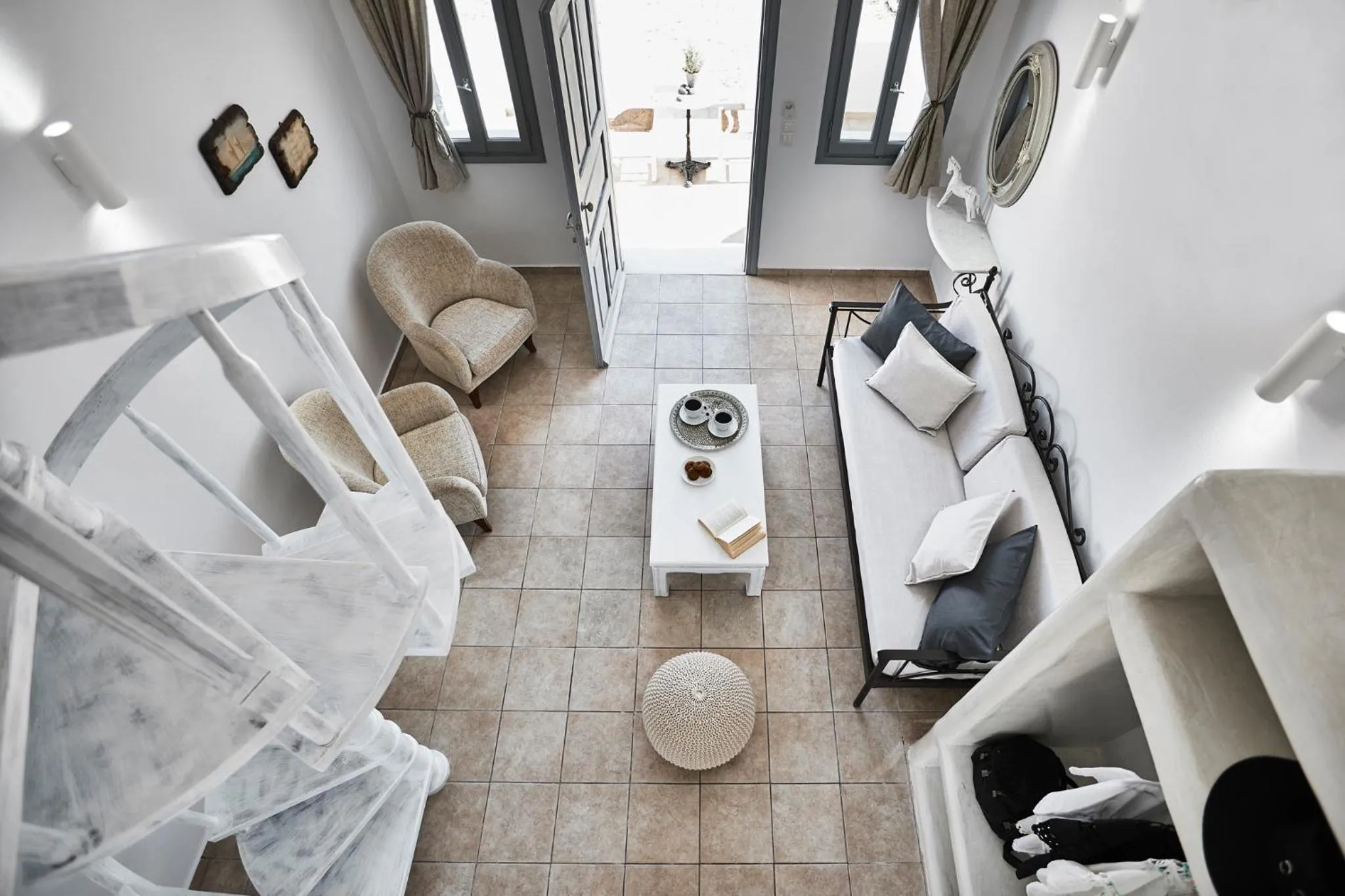 Time of day, Bed in Golden East