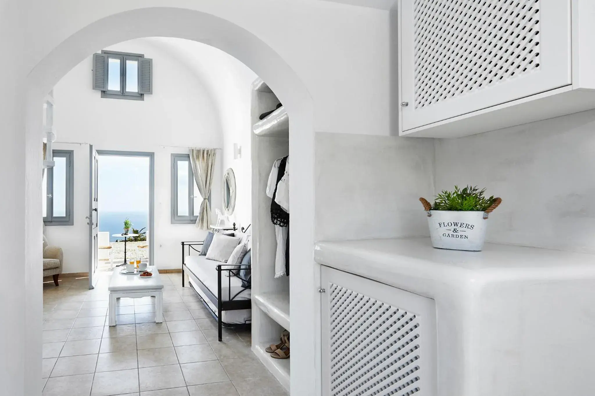 Family Room with Sea View in Golden East Family Room with Sea View in Golden East