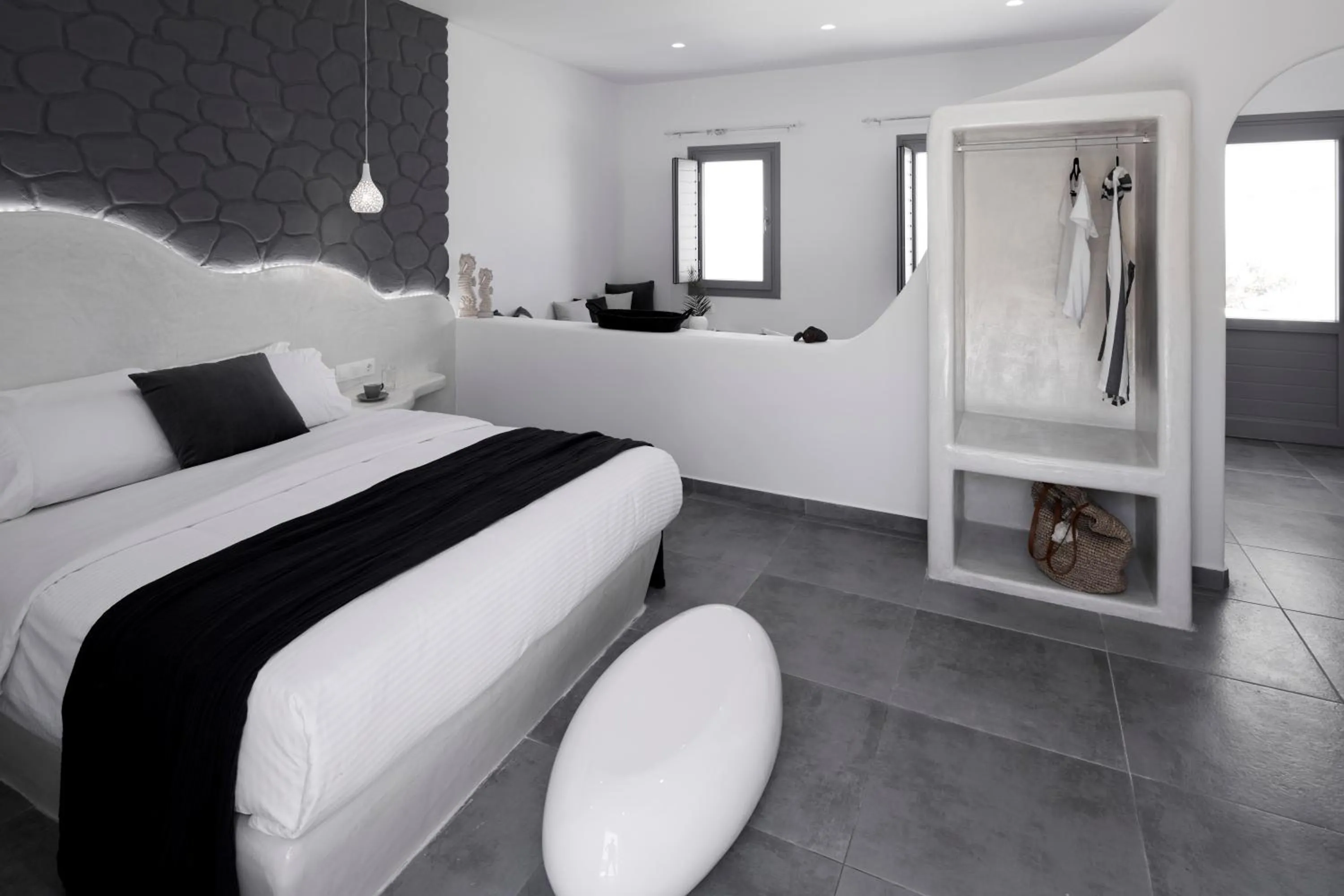 Time of day, Bed in Golden East