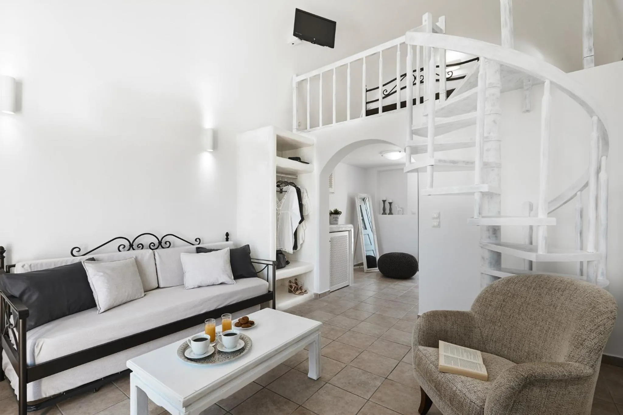 Time of day in Golden East