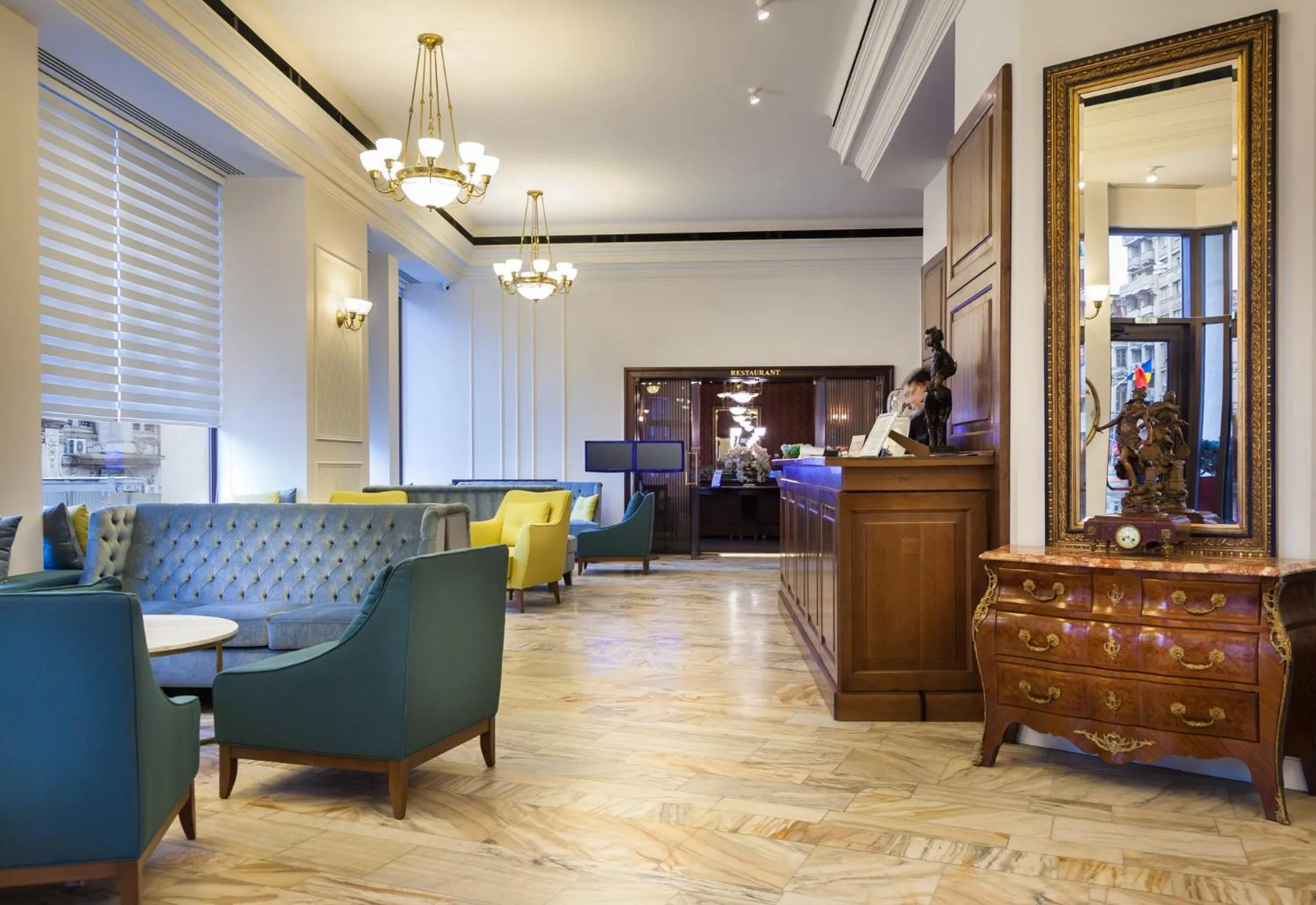 Lobby or reception in Capitol Hotel