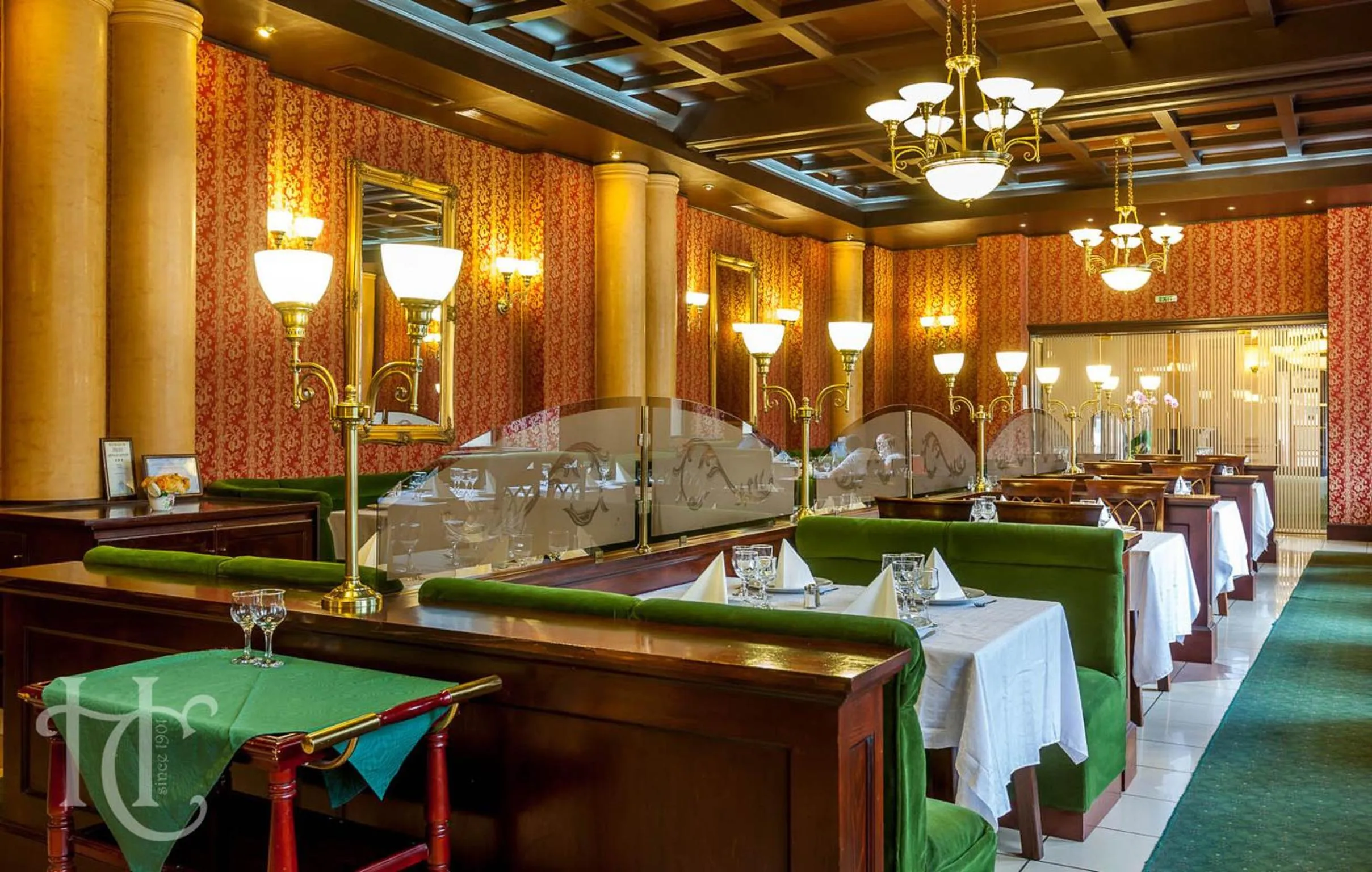 Restaurant/places to eat in Capitol Hotel