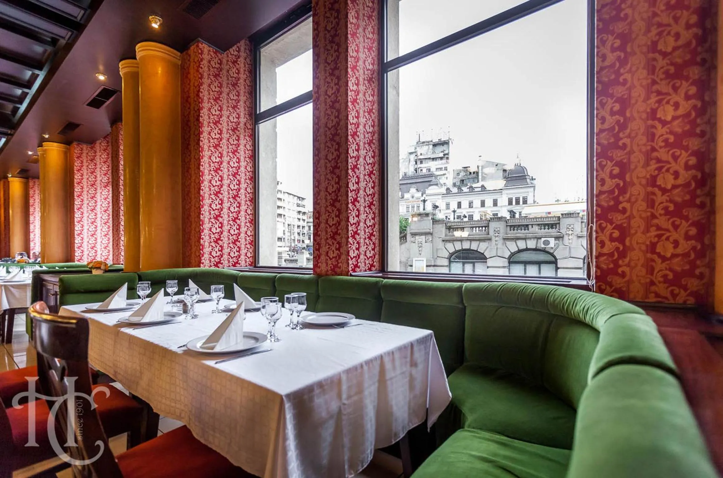 Restaurant/places to eat in Capitol Hotel