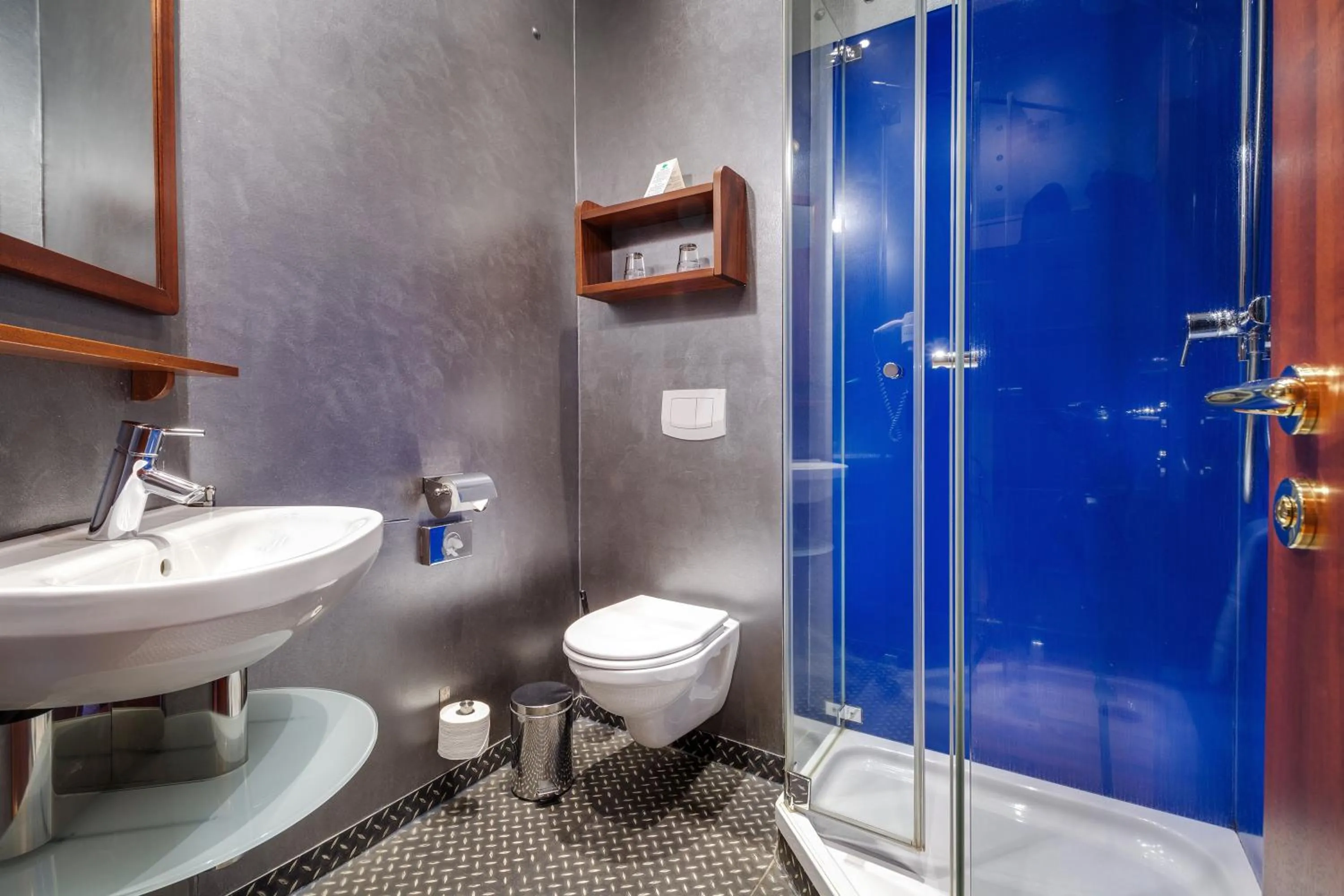 Bathroom in Hotel Dömitzer Hafen