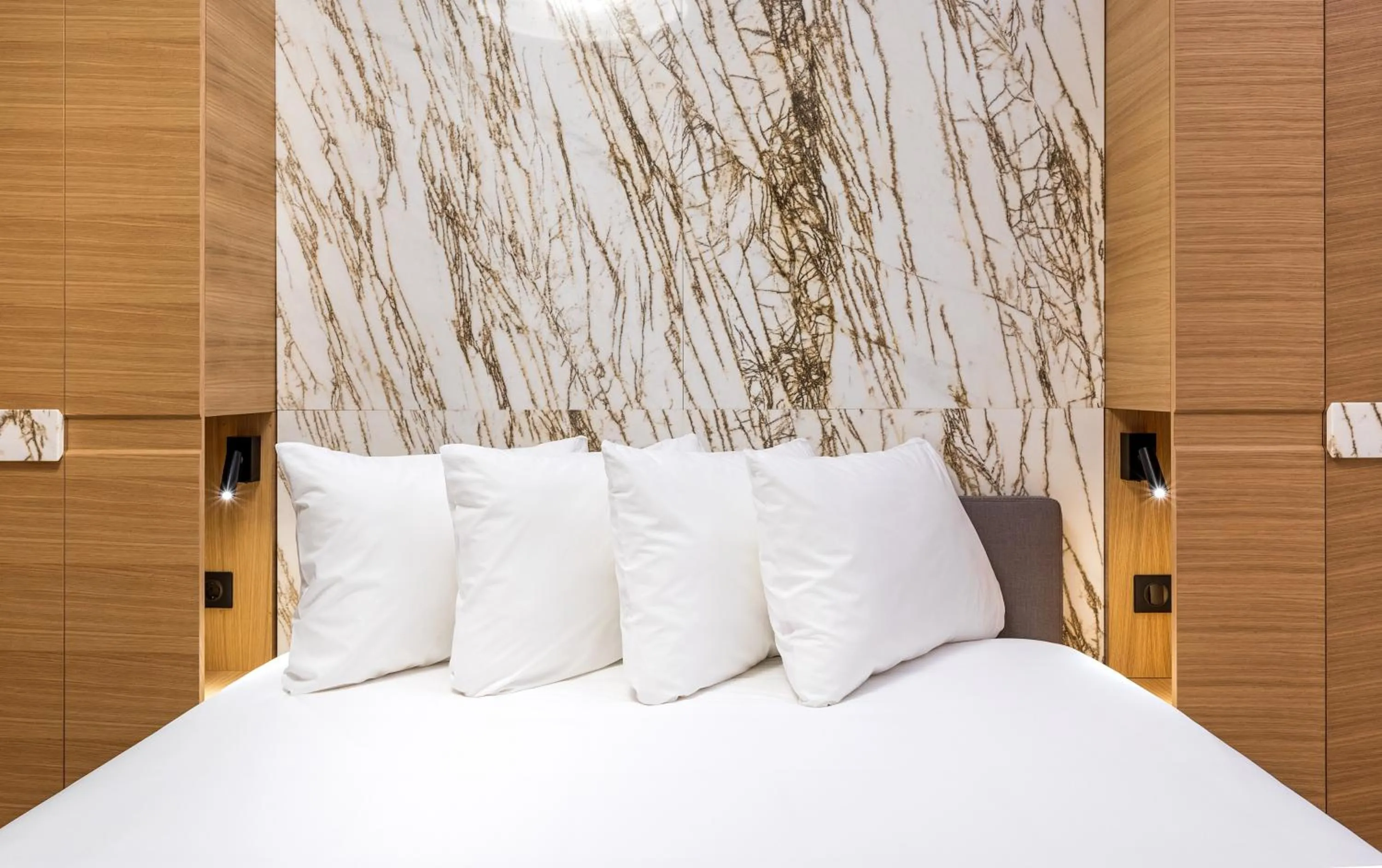 Bed in Aegli Hotel Volos