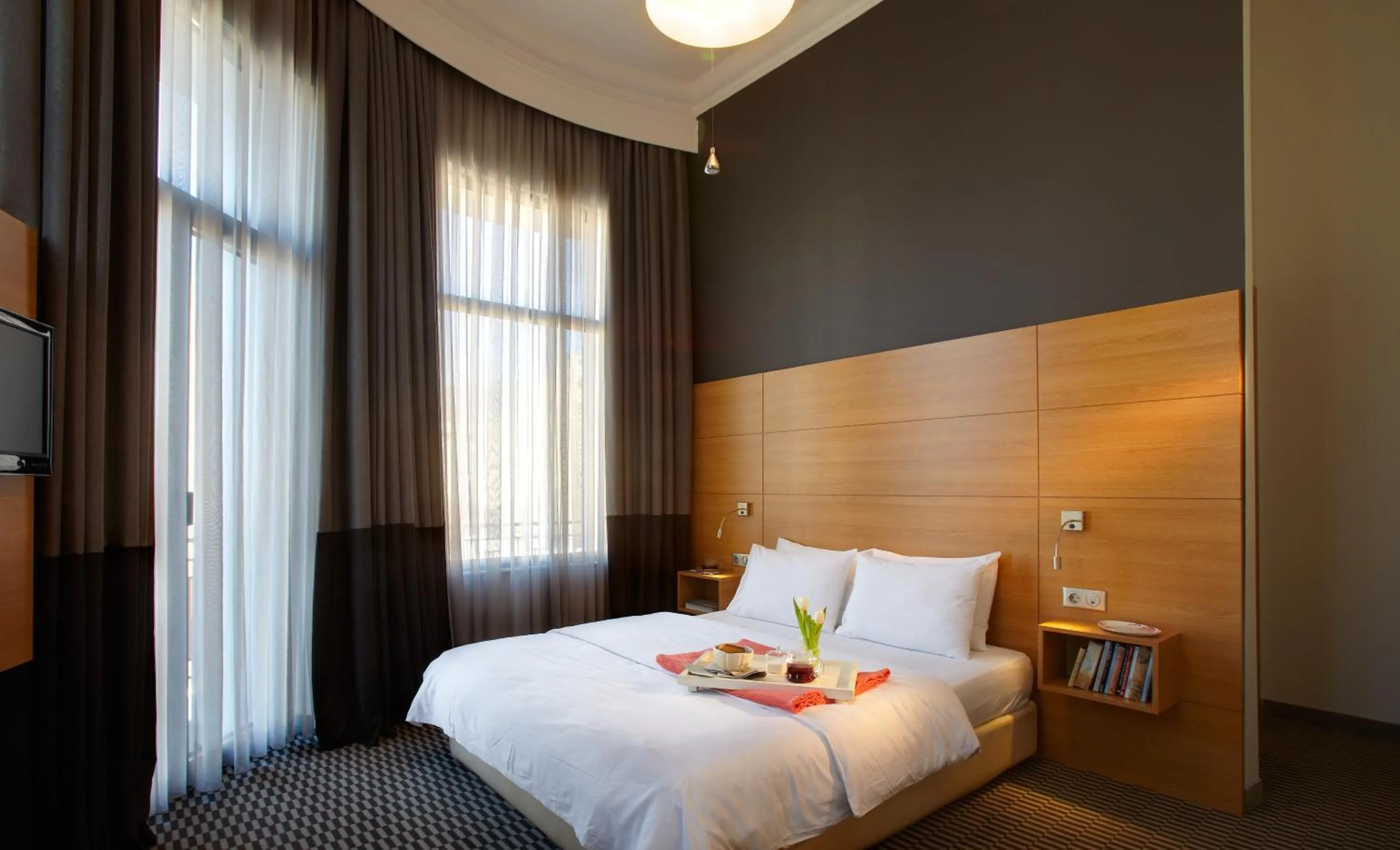 Day, Bed in Aegli Hotel Volos