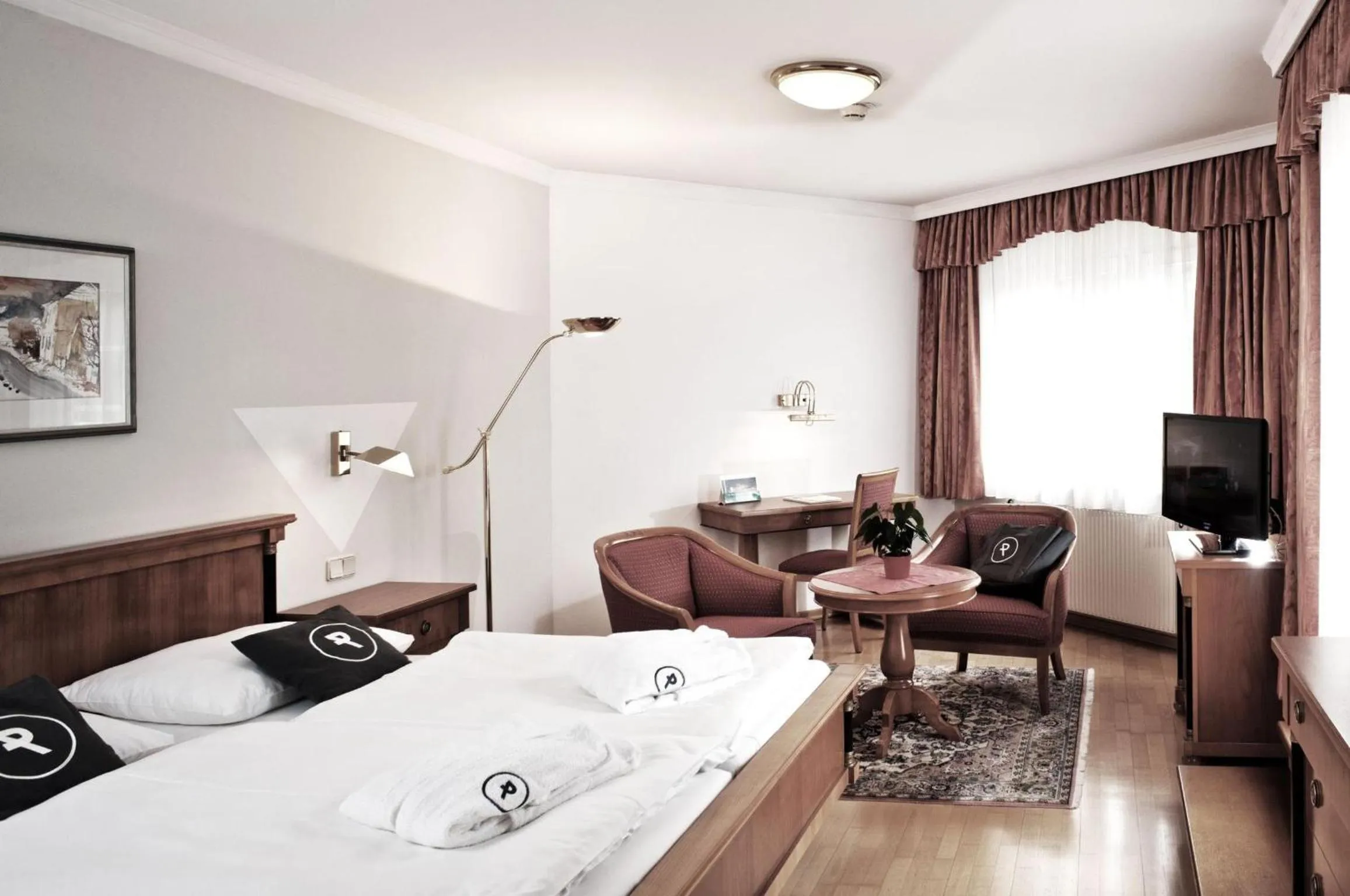 Photo of the whole room, Bed in Reduce Hotel Thermal Adults only