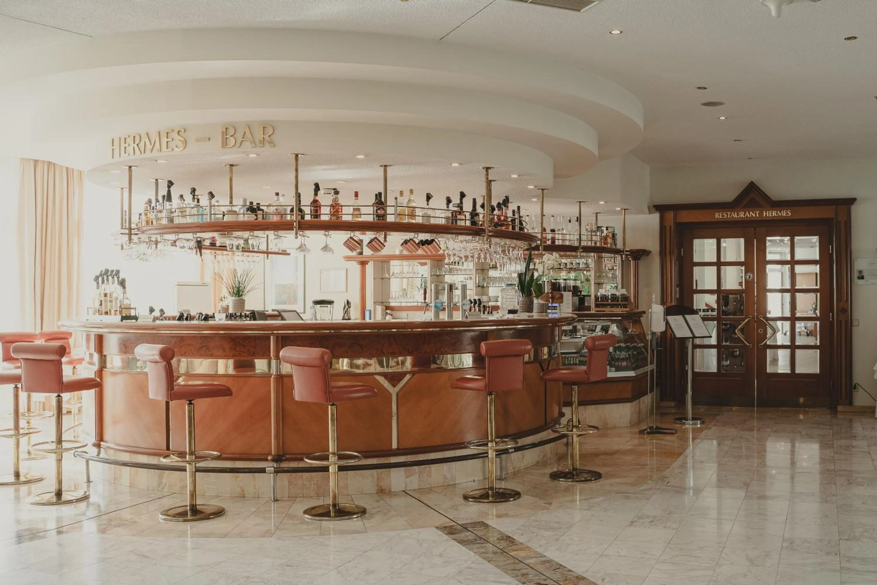 Restaurant/places to eat in Reduce Hotel Thermal Adults only