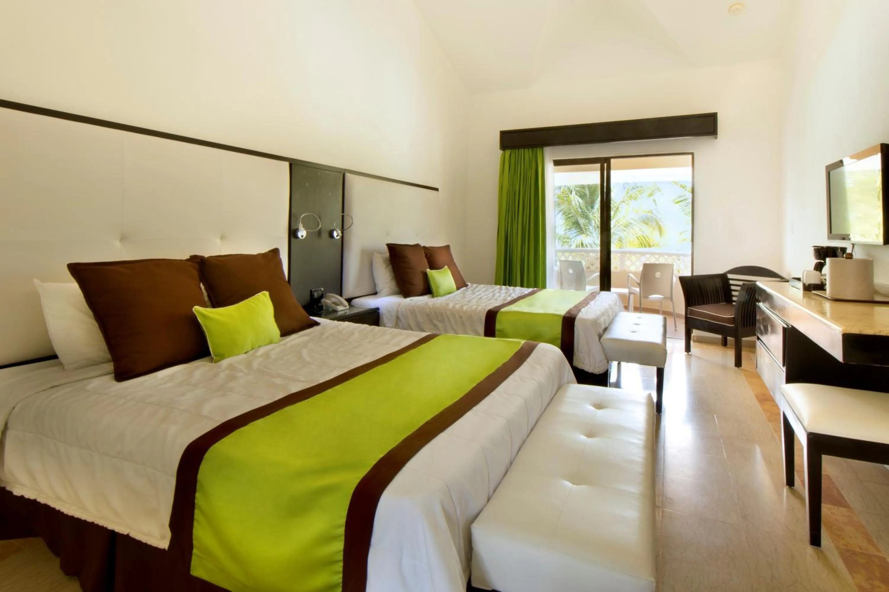 Photo of the whole room, Bed in Viva Dominicus Palace by Wyndham, A Trademark All Inclusive