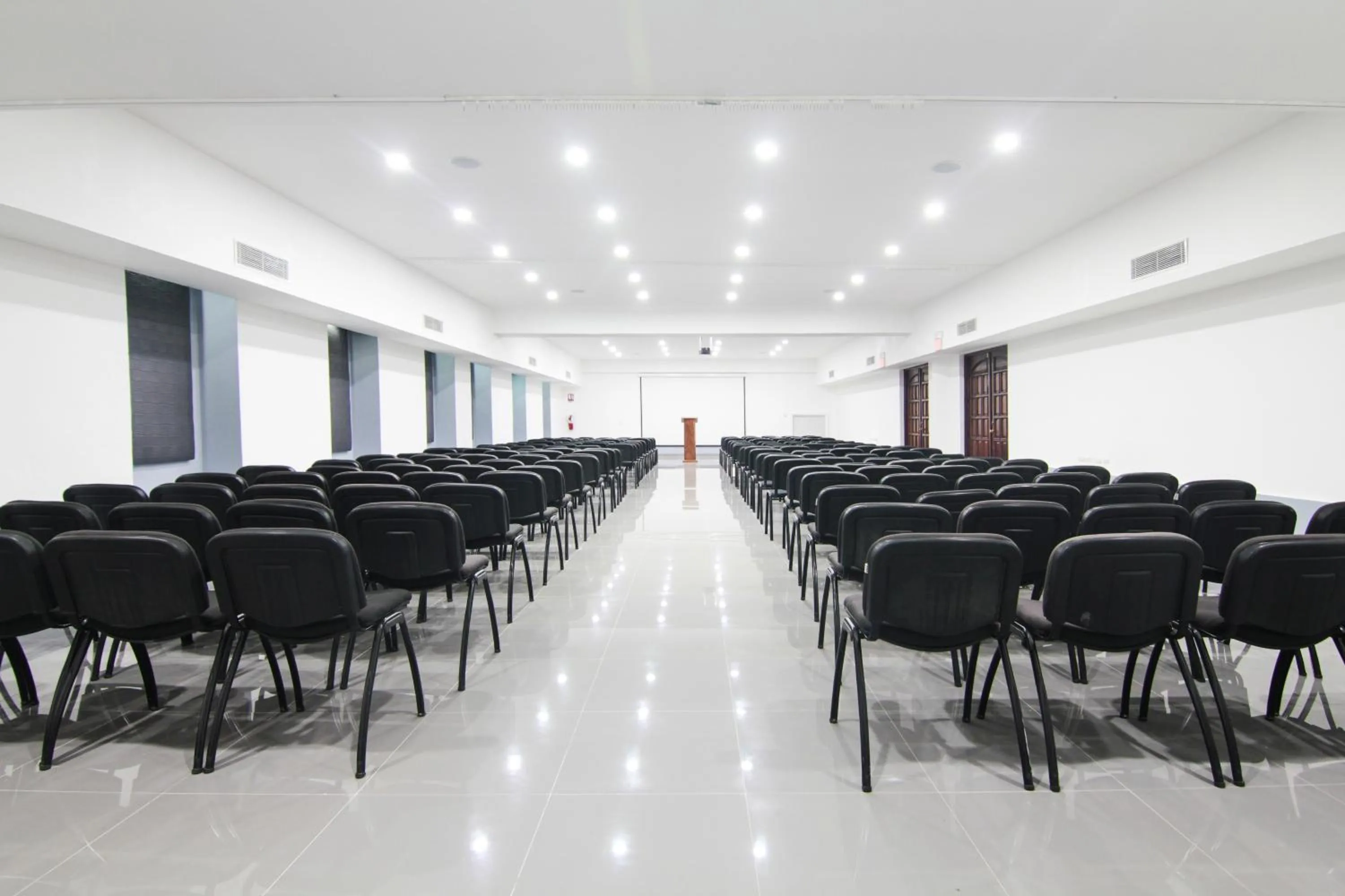 Meeting/conference room in Viva Dominicus Palace by Wyndham, A Trademark All Inclusive