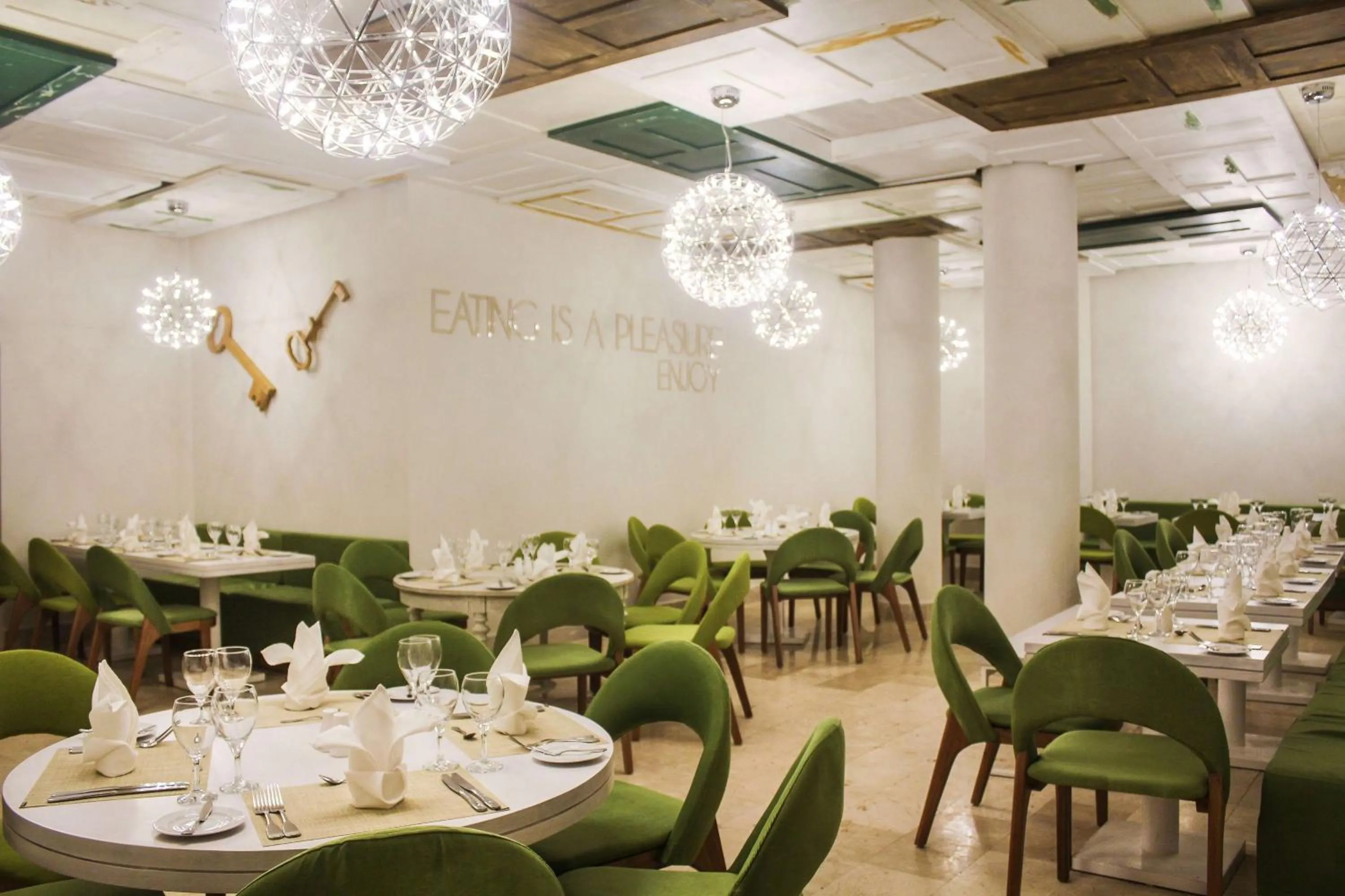 Restaurant/places to eat in Viva Tangerine by Wyndham, A Trademark All Inclusive