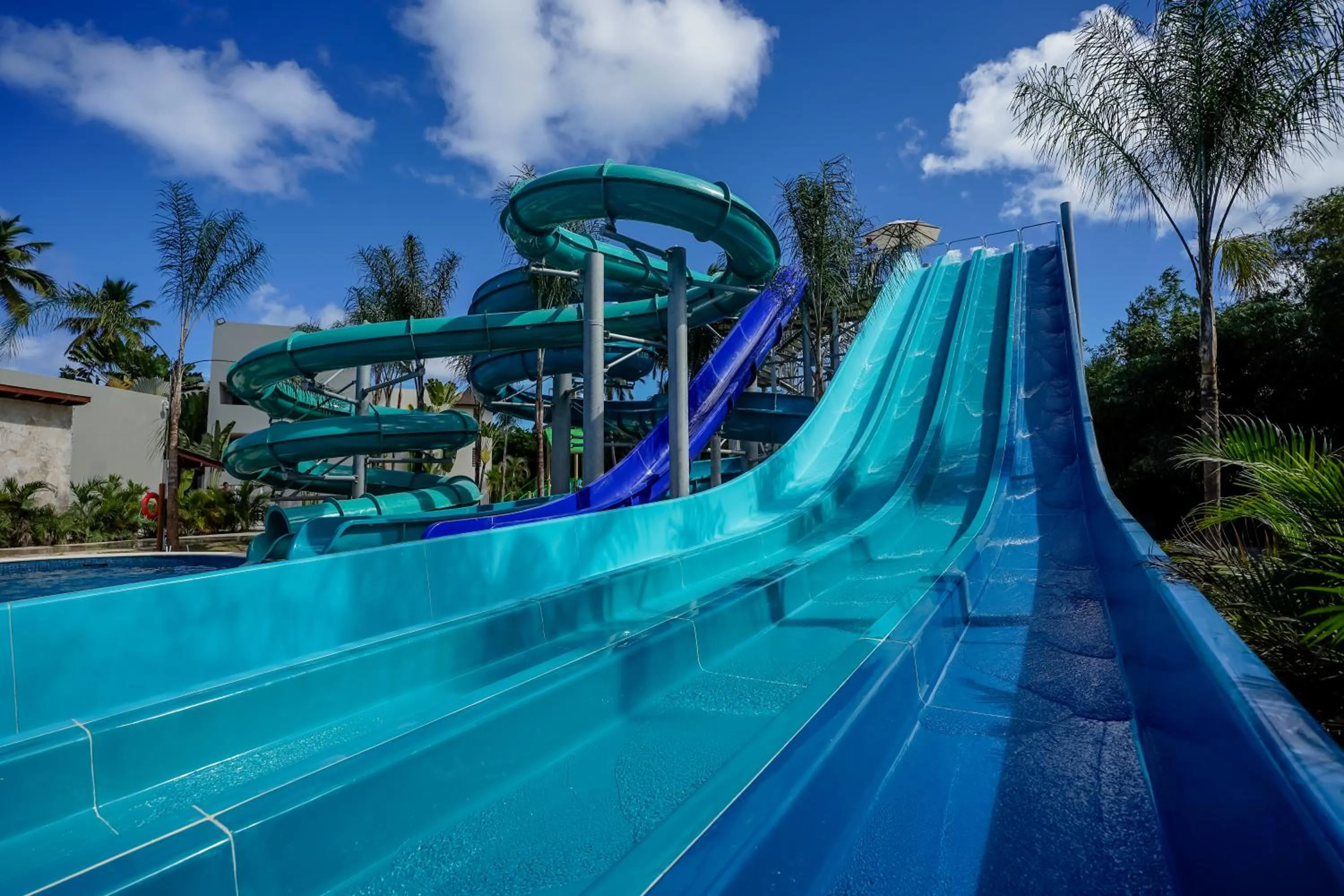 Swimming pool in Dreams Royal Beach Punta Cana - All Inclusive