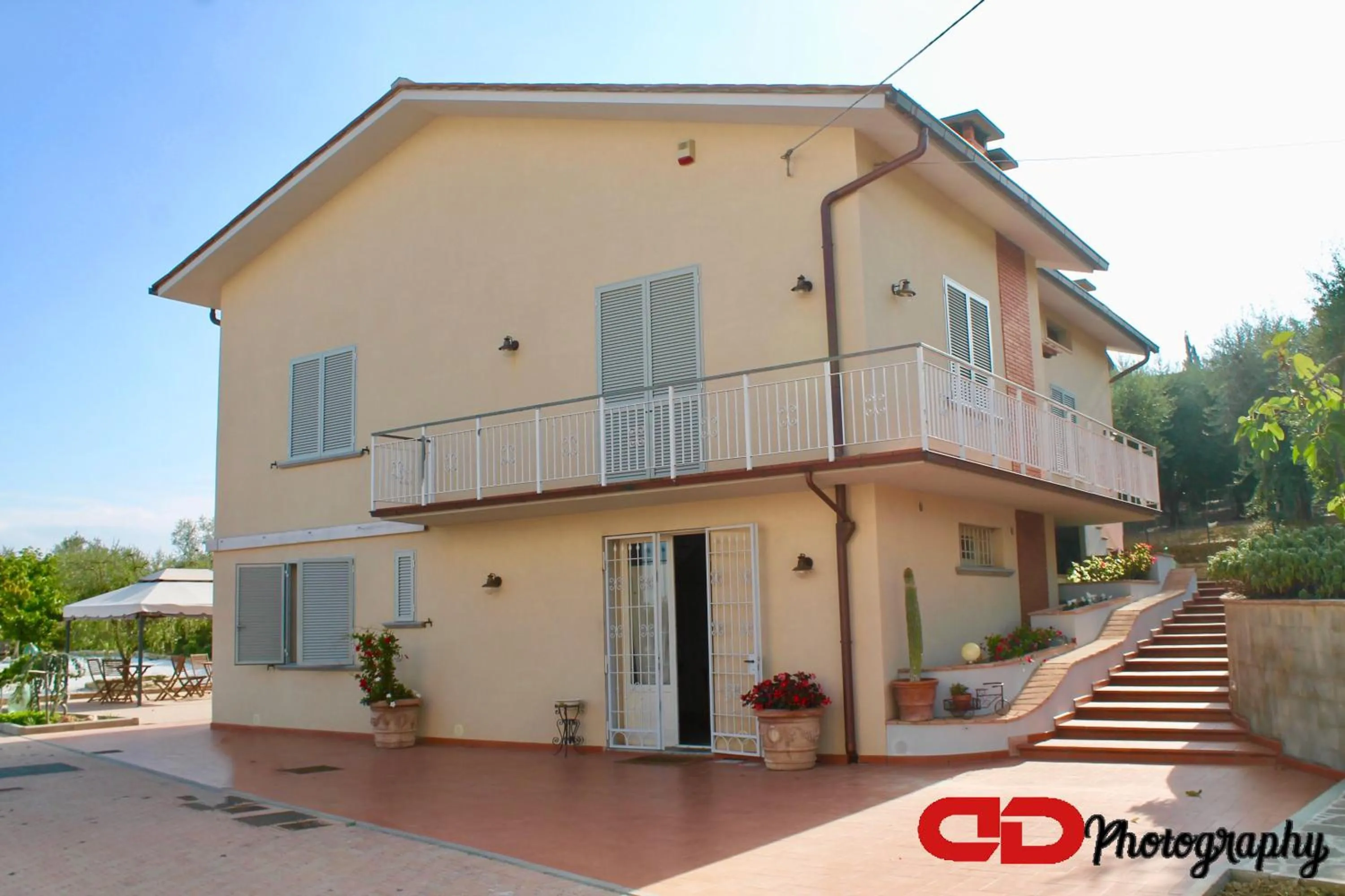 Property building in B&B Orsobigio