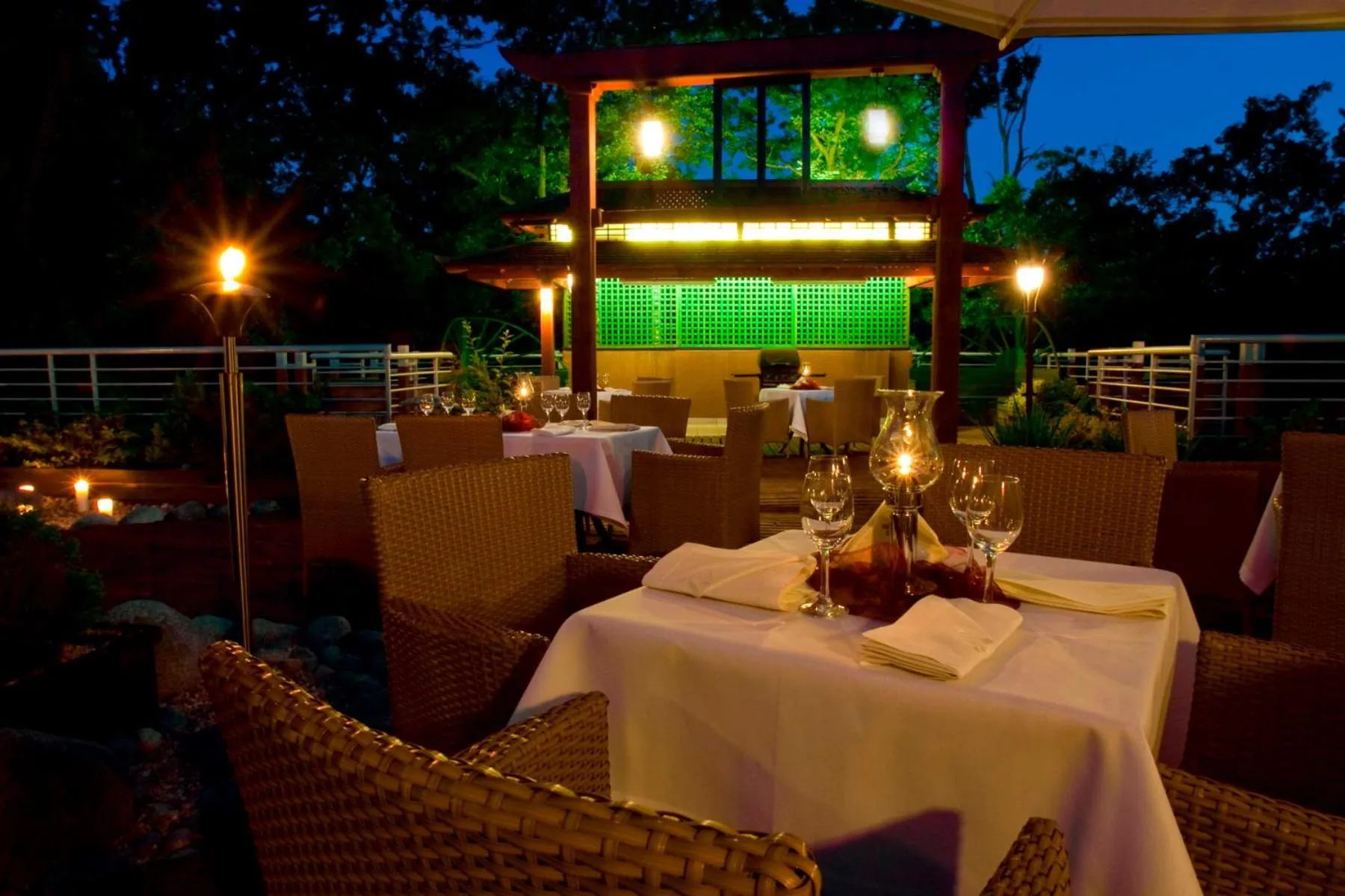 Night in Hotel Mościcki