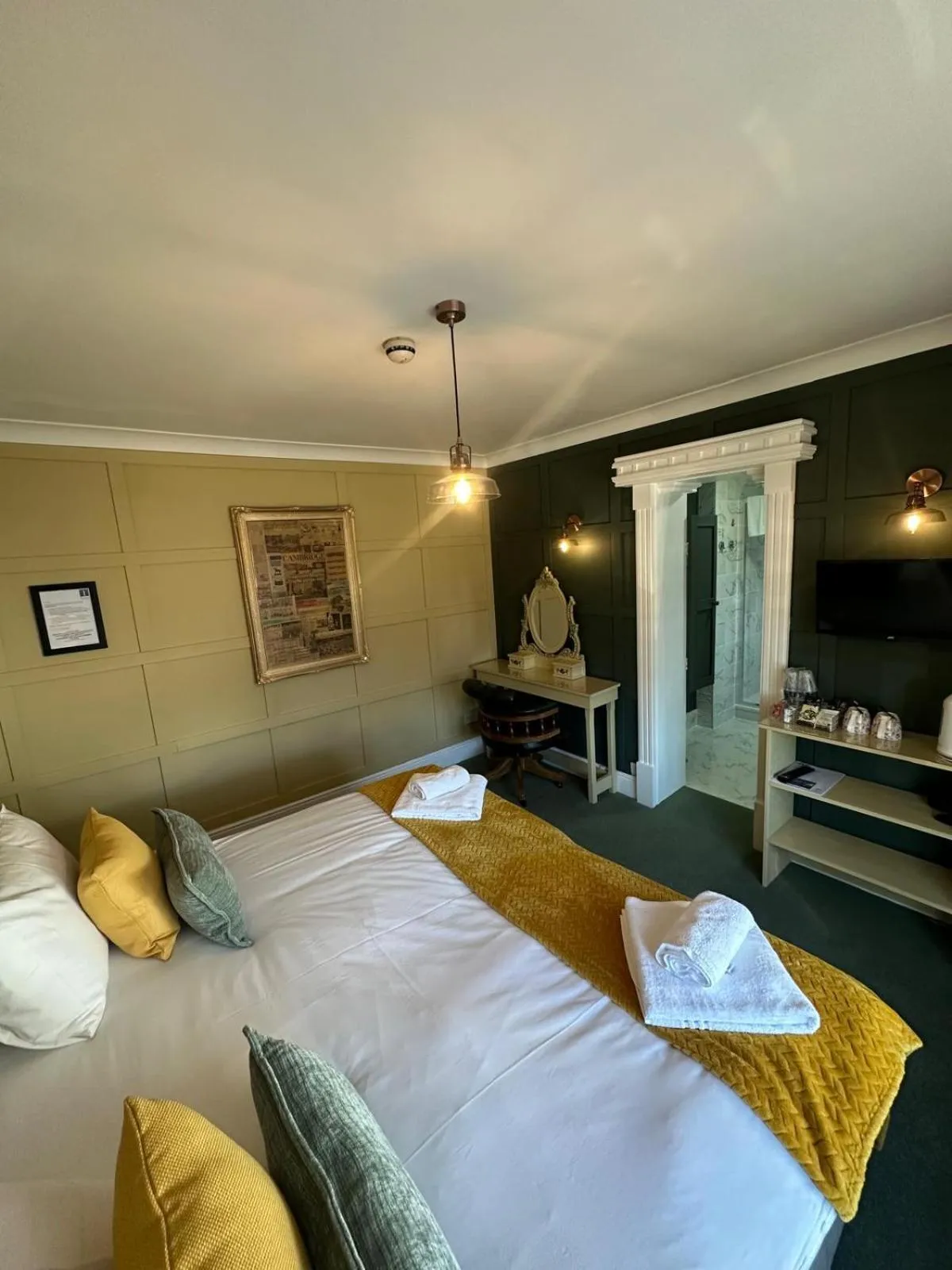 Bed in The Cambridge Guest House by Tas