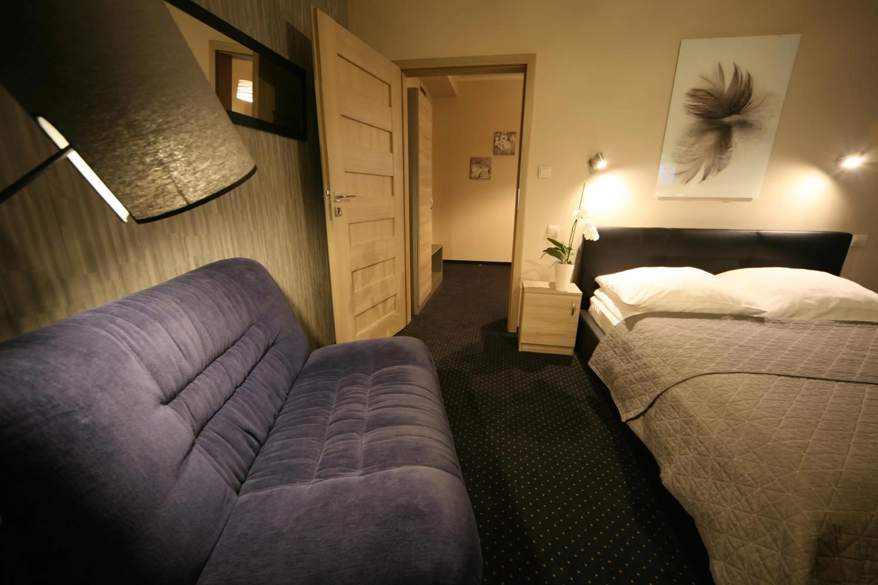 Photo of the whole room, Bed in Hotel Seven 7