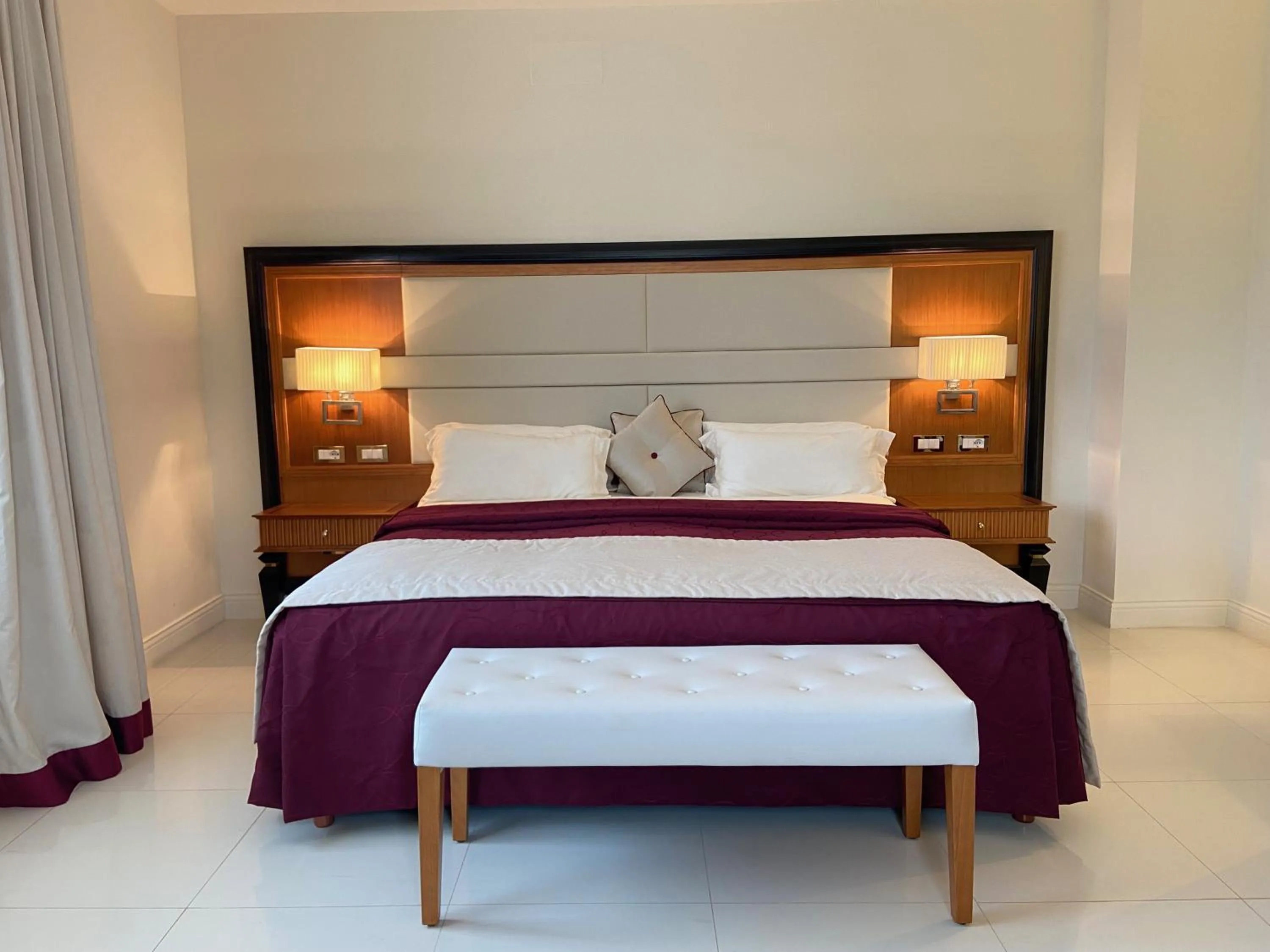 Bedroom, Bed in Grand Hotel Djibloho