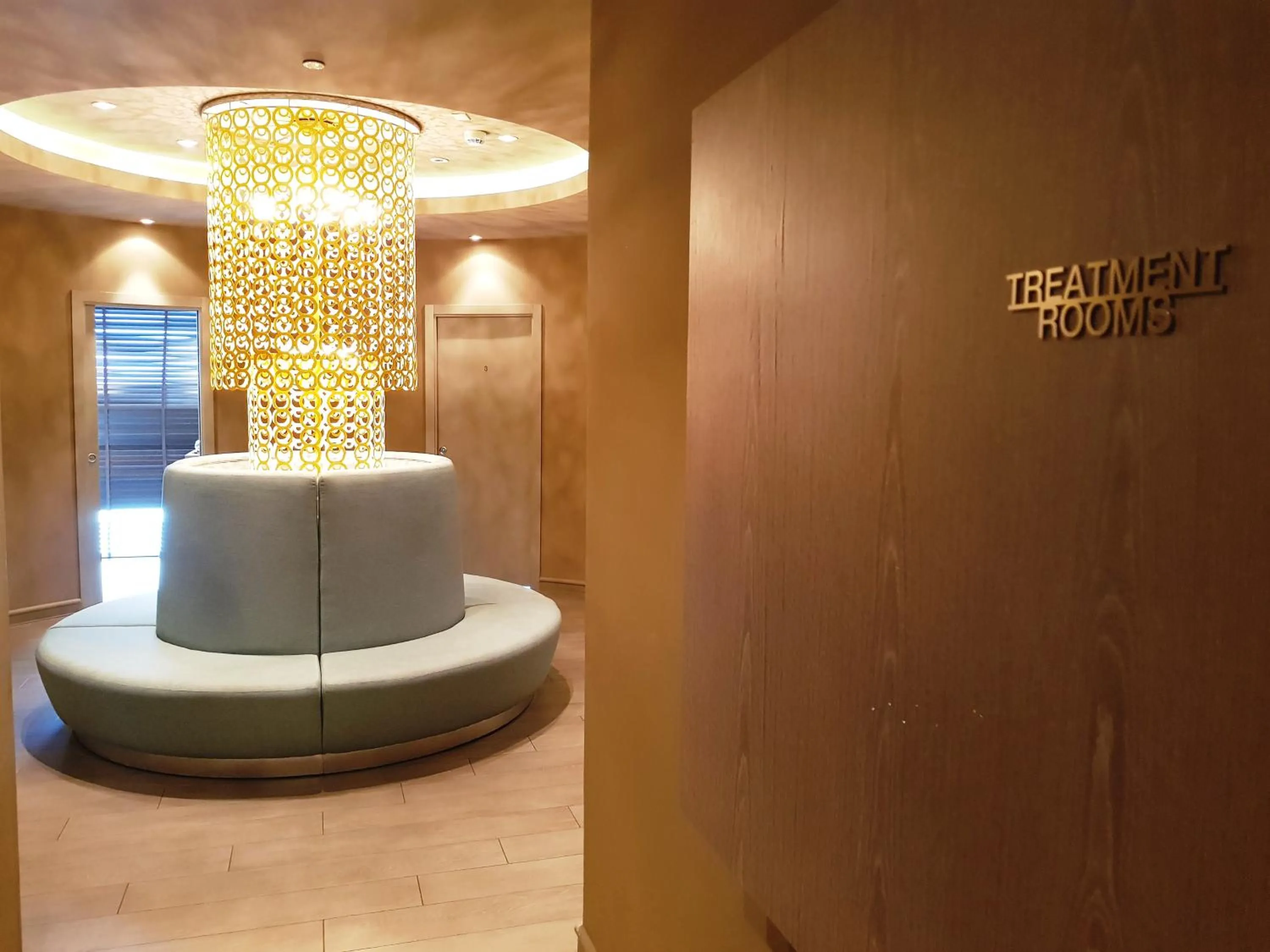 Massage in Grand Hotel Djibloho