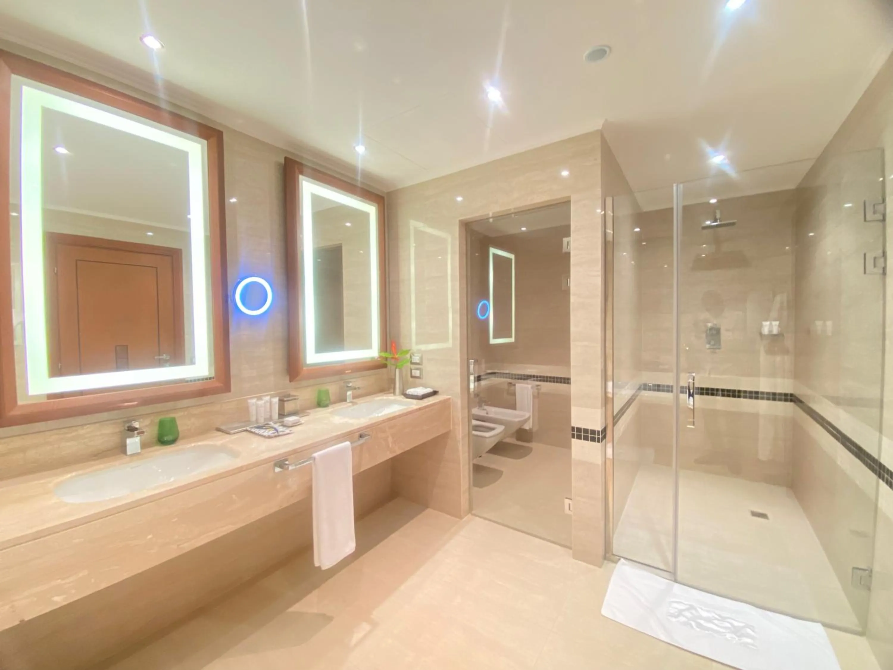 Bathroom in Grand Hotel Djibloho