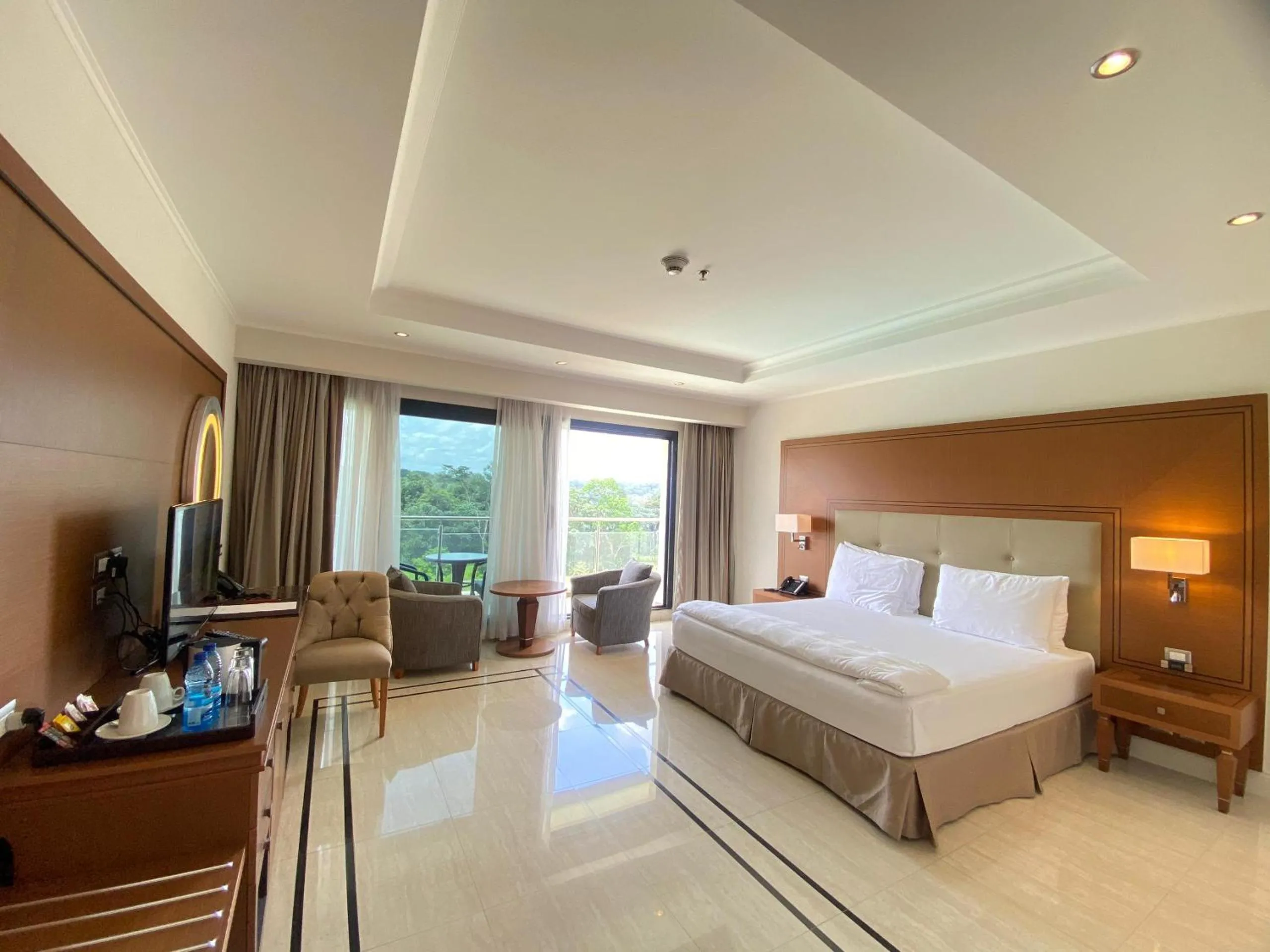 Bed in Grand Hotel Djibloho