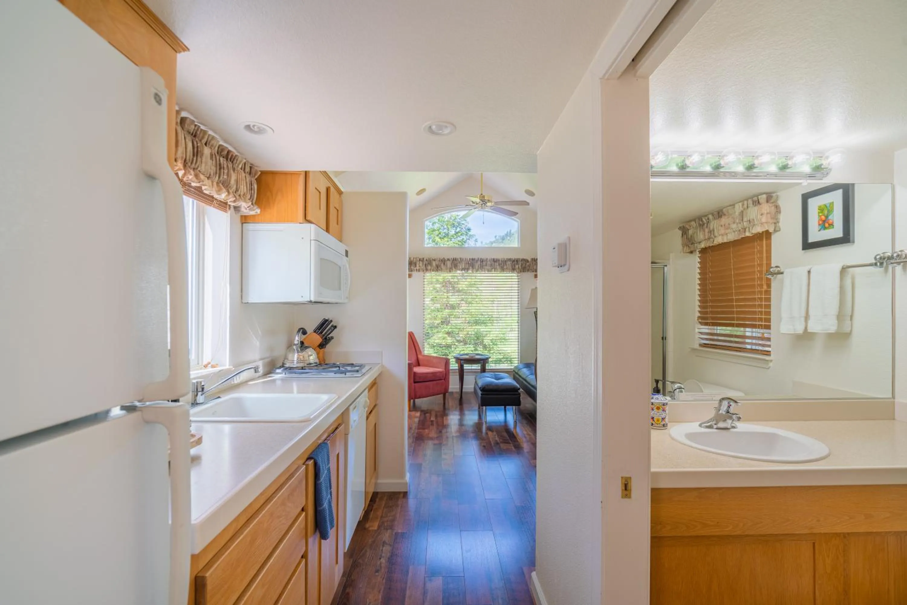 Kitchen or kitchenette in Strawhouse Resorts