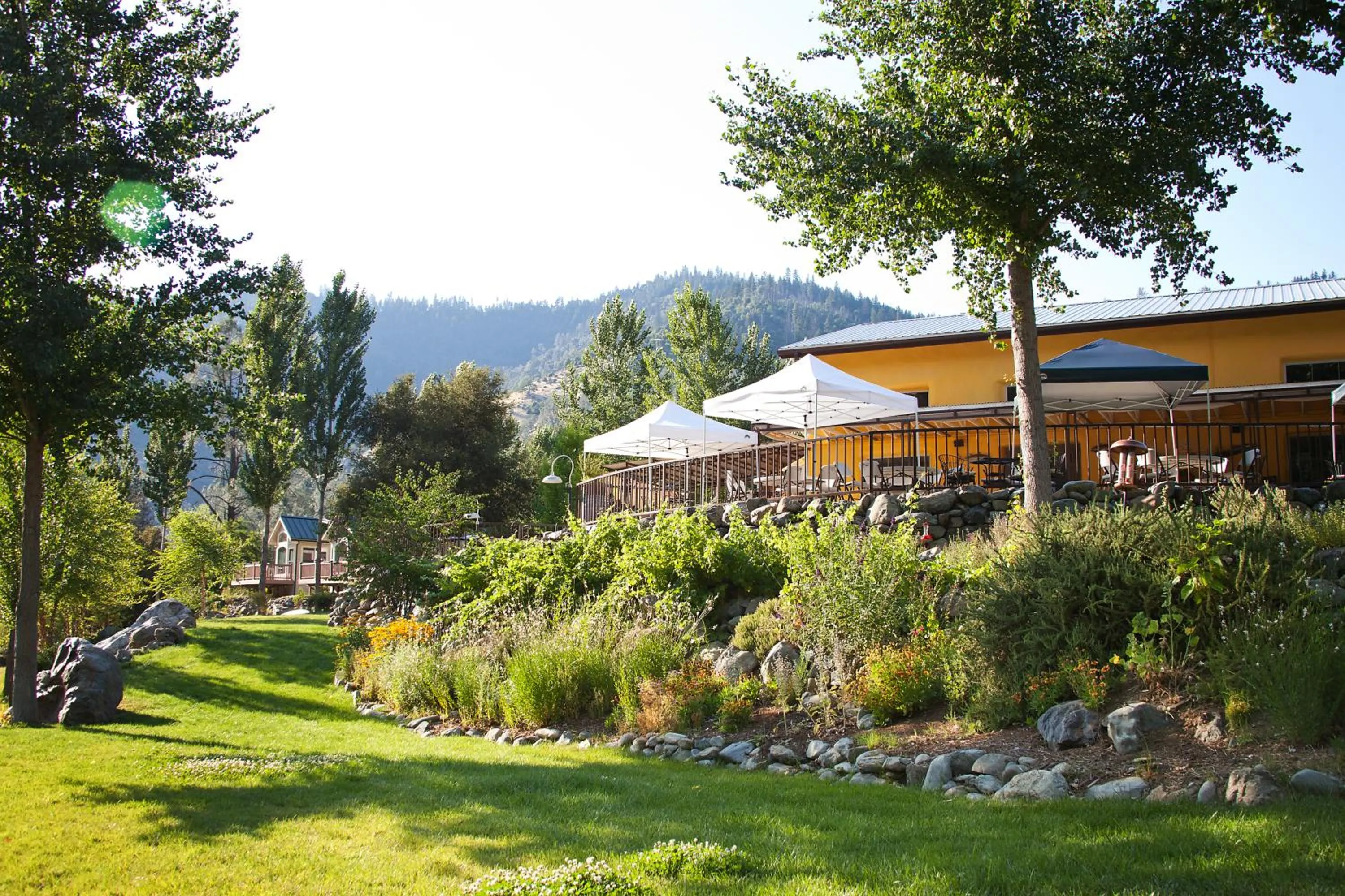 Garden in Strawhouse Resorts