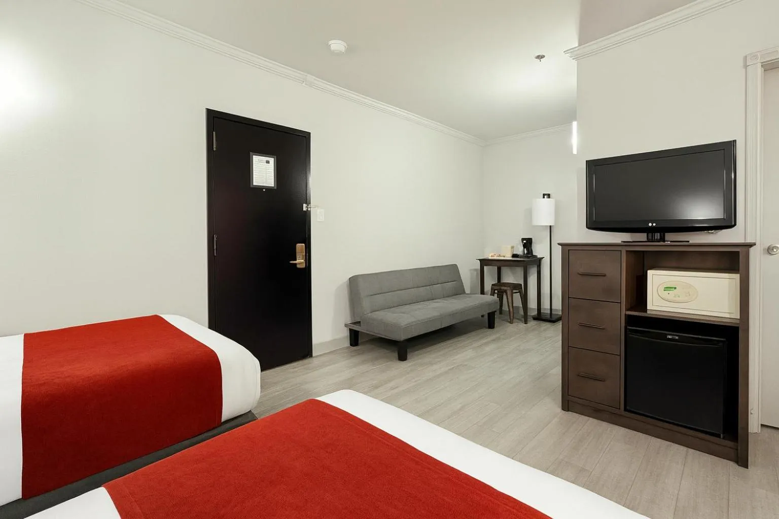 Bedroom, Bed in Heritage Hotel New York City