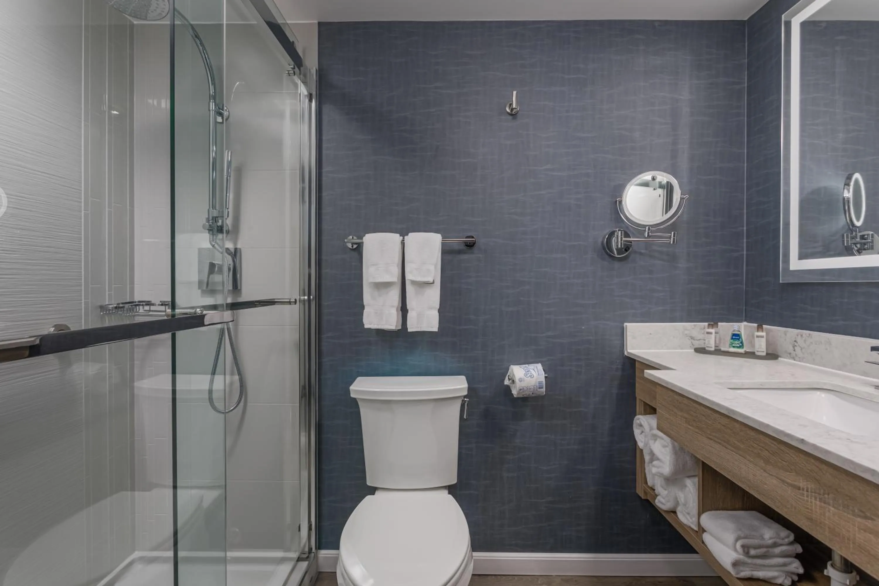 Shower in Perdido Beach Resort