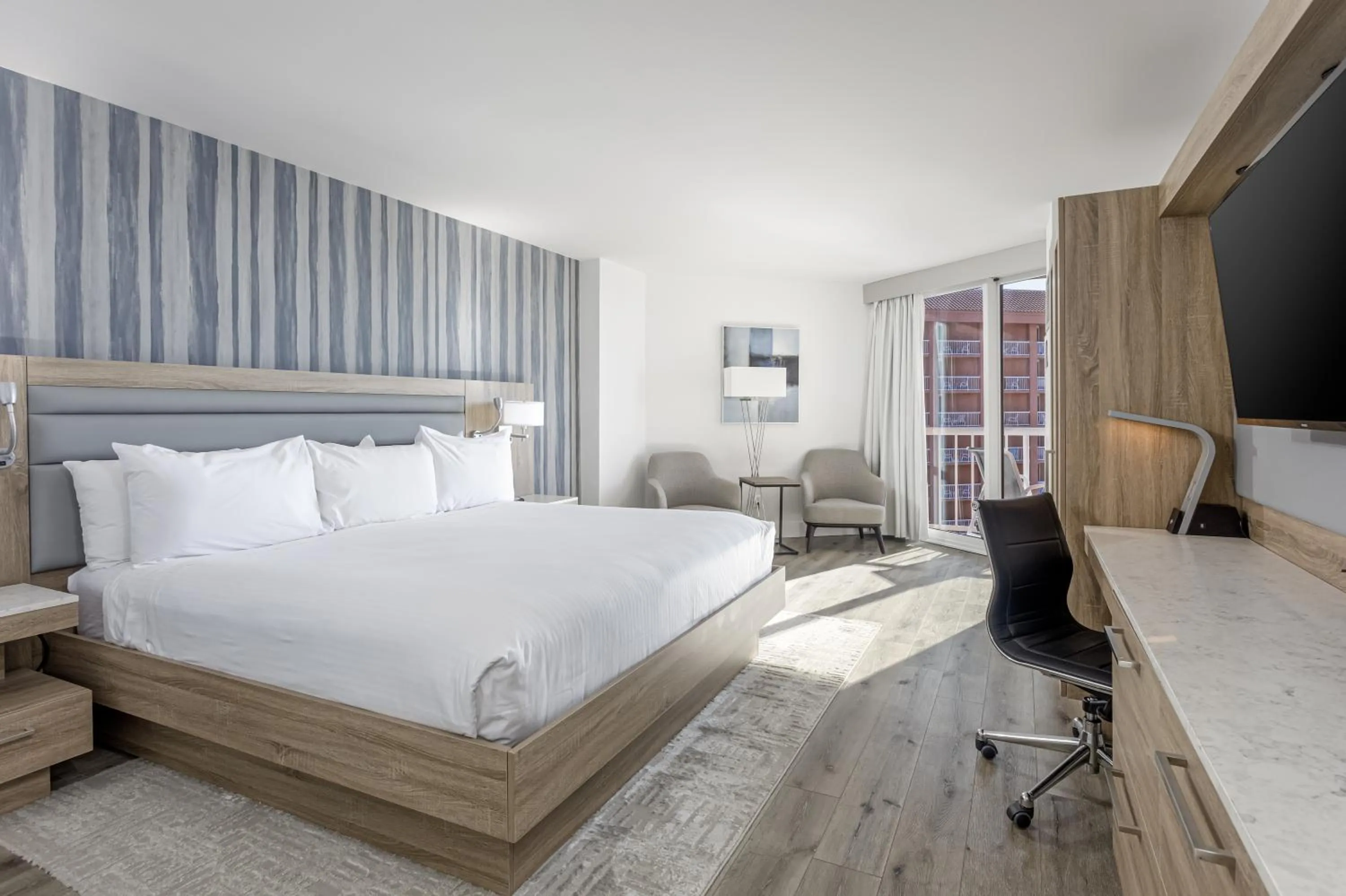 Bedroom, Bed in Perdido Beach Resort