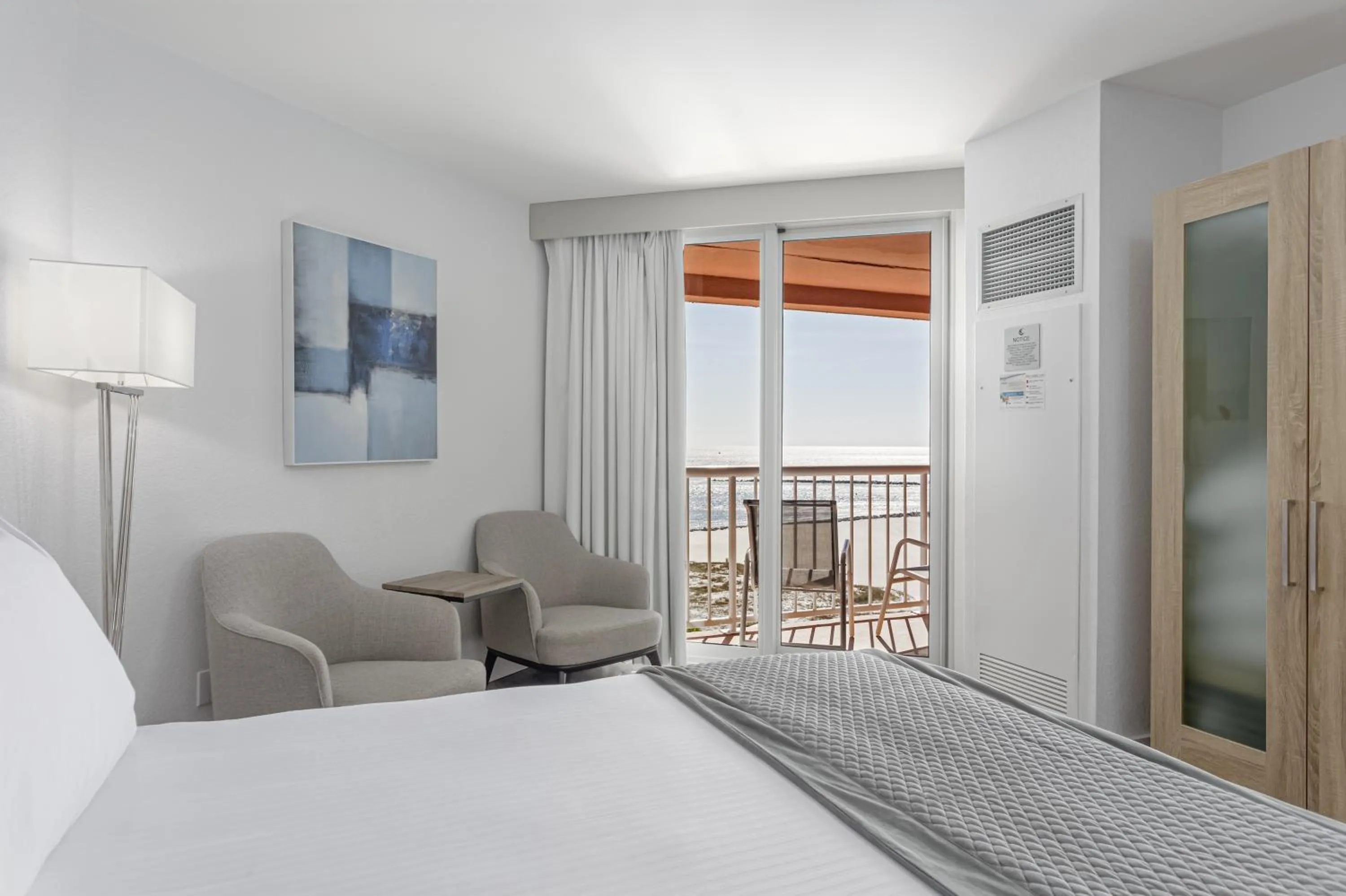 View (from property/room), Bed in Perdido Beach Resort