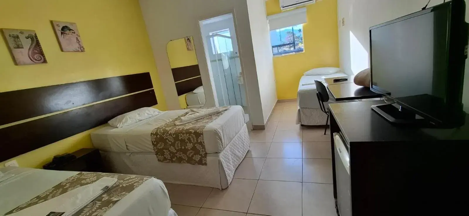 Standard Triple Room in Hotel do Sol Executive Standard Triple Room in Hotel do Sol Executive