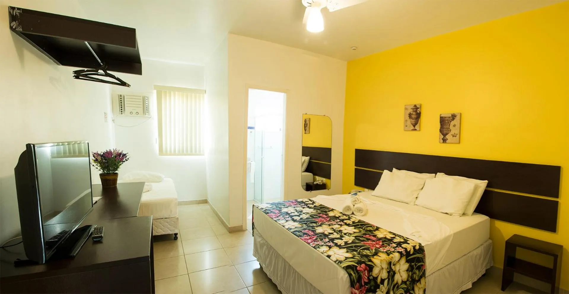 Bedroom, Bed in Hotel do Sol Executive