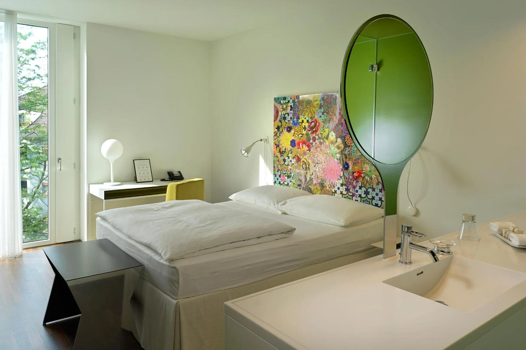 Photo of the whole room, Bed in City Garden Hotel