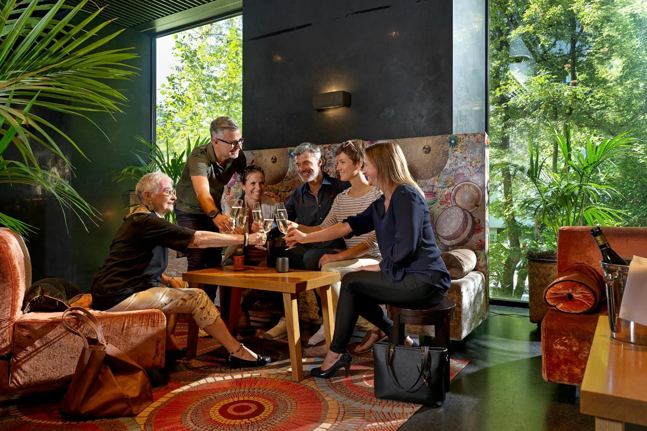 Restaurant/places to eat in City Garden Hotel