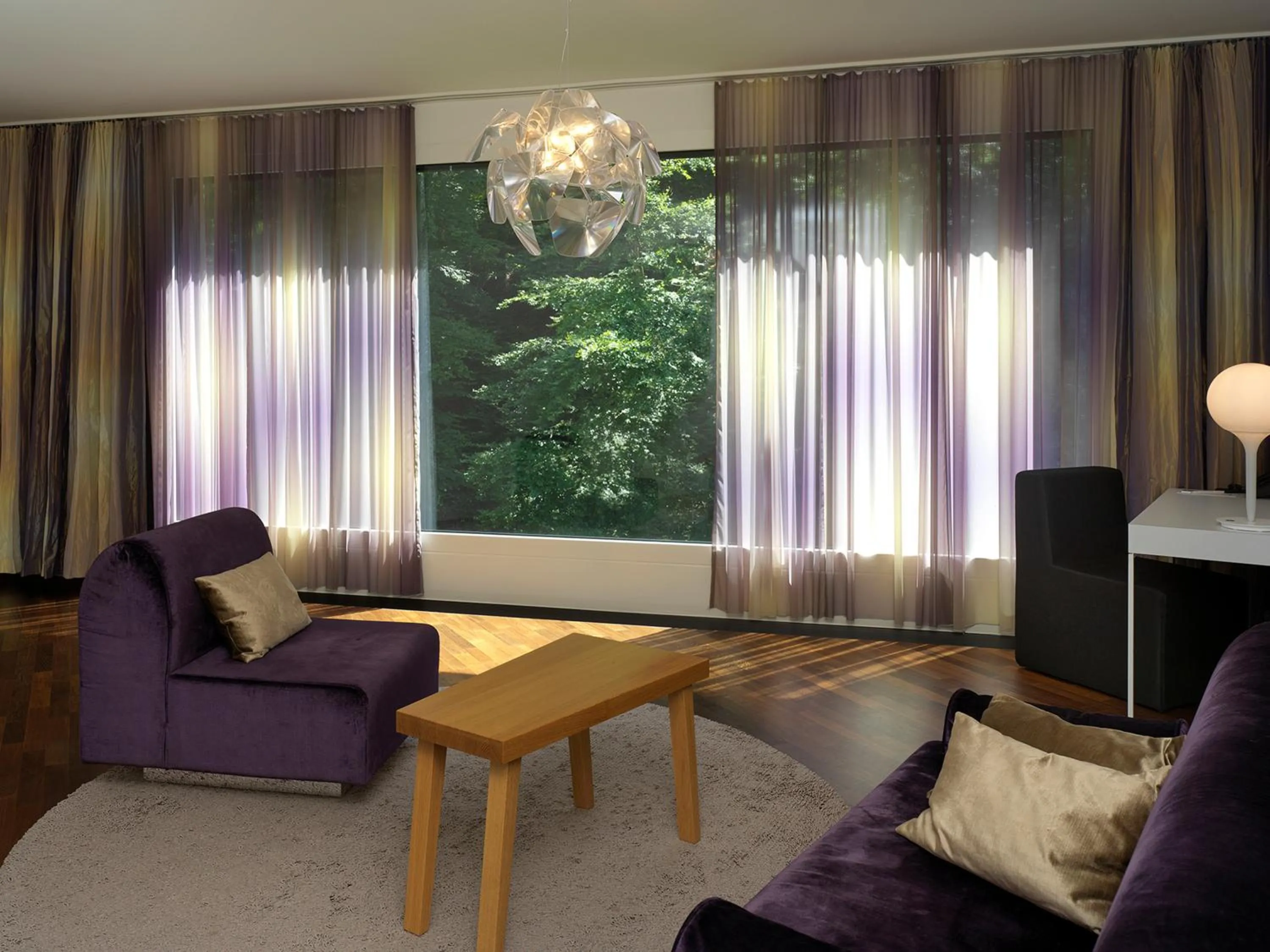 Seating area in City Garden Hotel