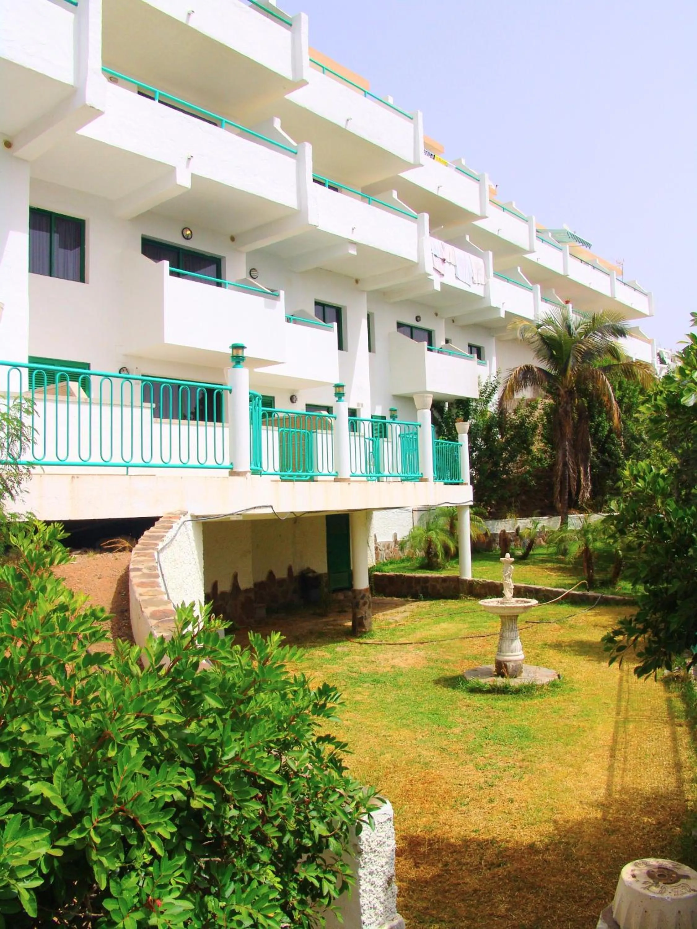 Property building in Apartamentos Monteparaiso