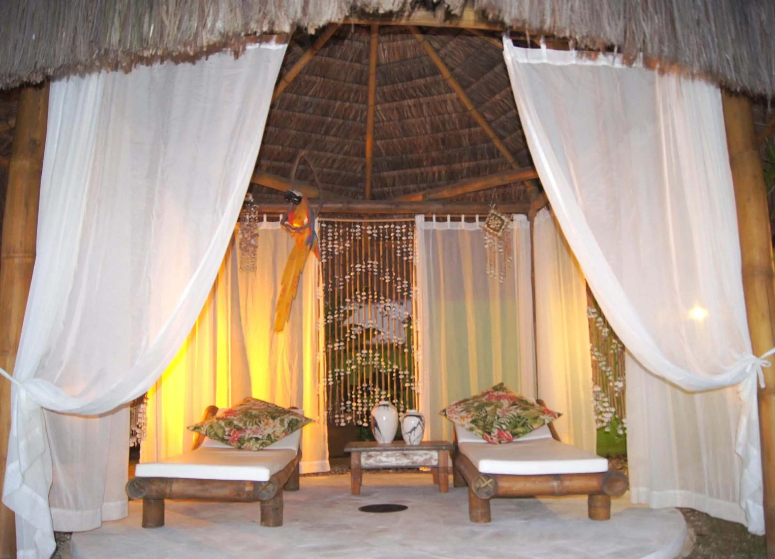 Communal lounge/ TV room in Pousada Paisagem