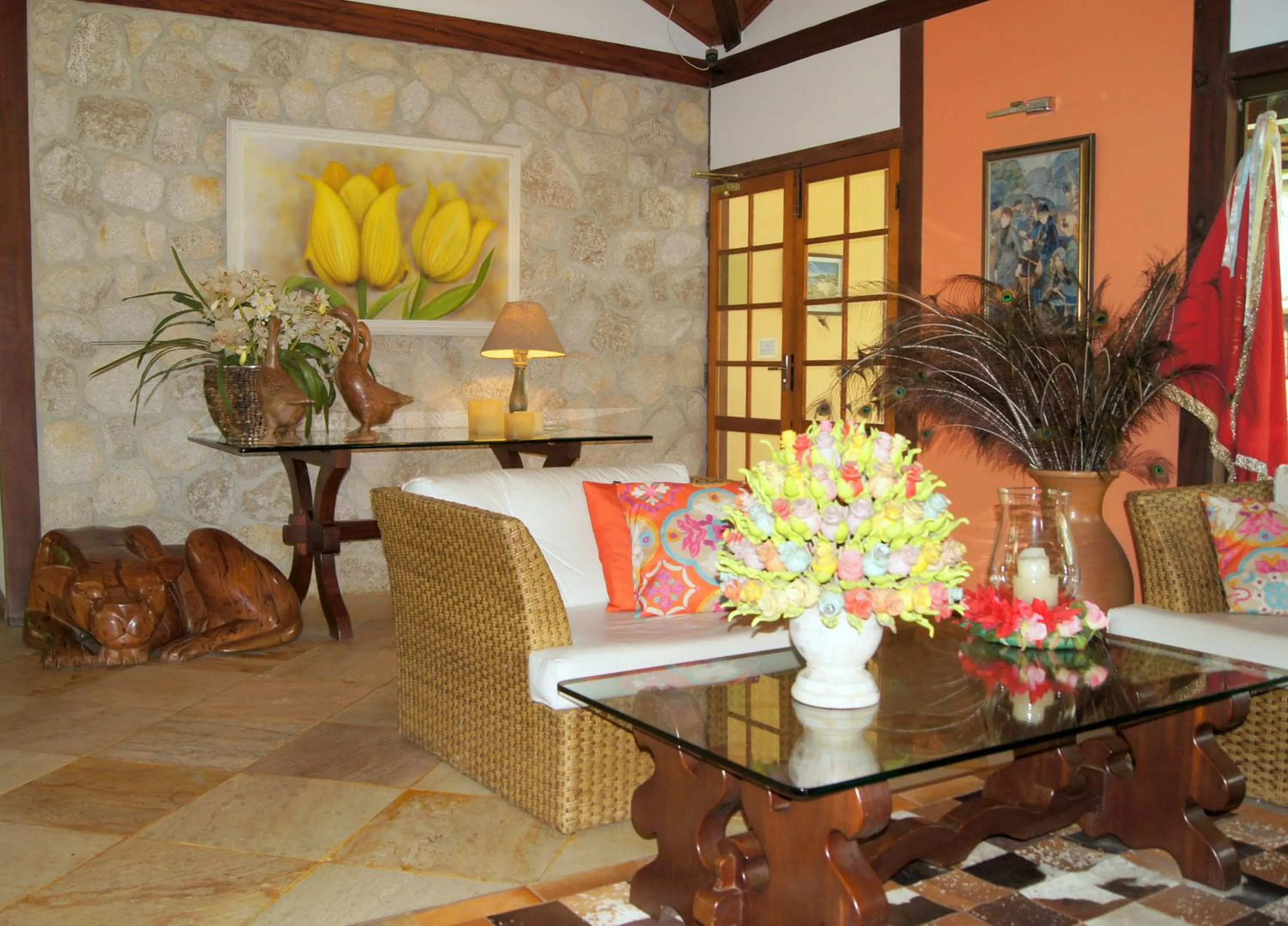 Communal lounge/ TV room in Pousada Paisagem