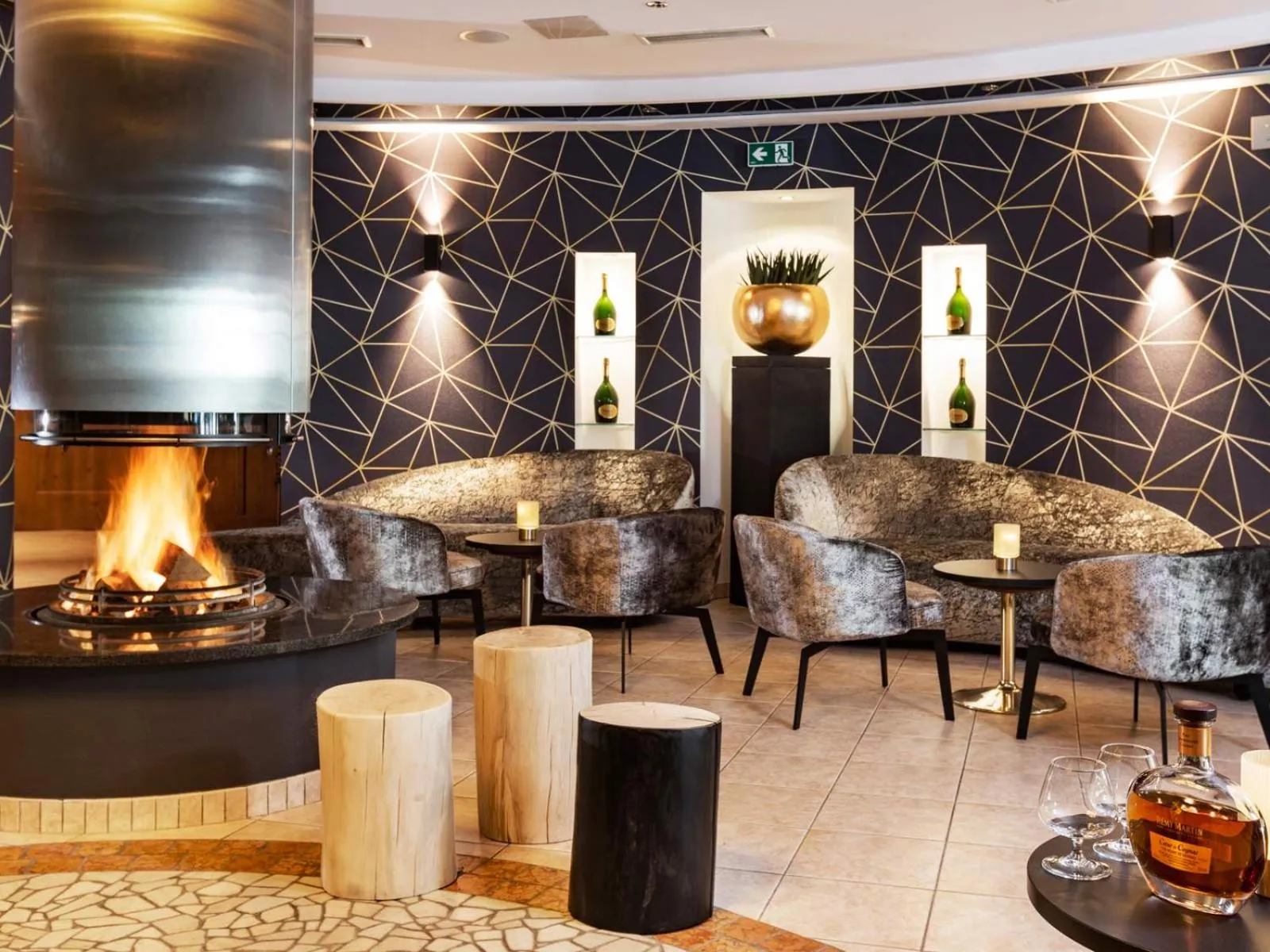 Lounge or bar in Seiblishof Superior Hotel Ischgl