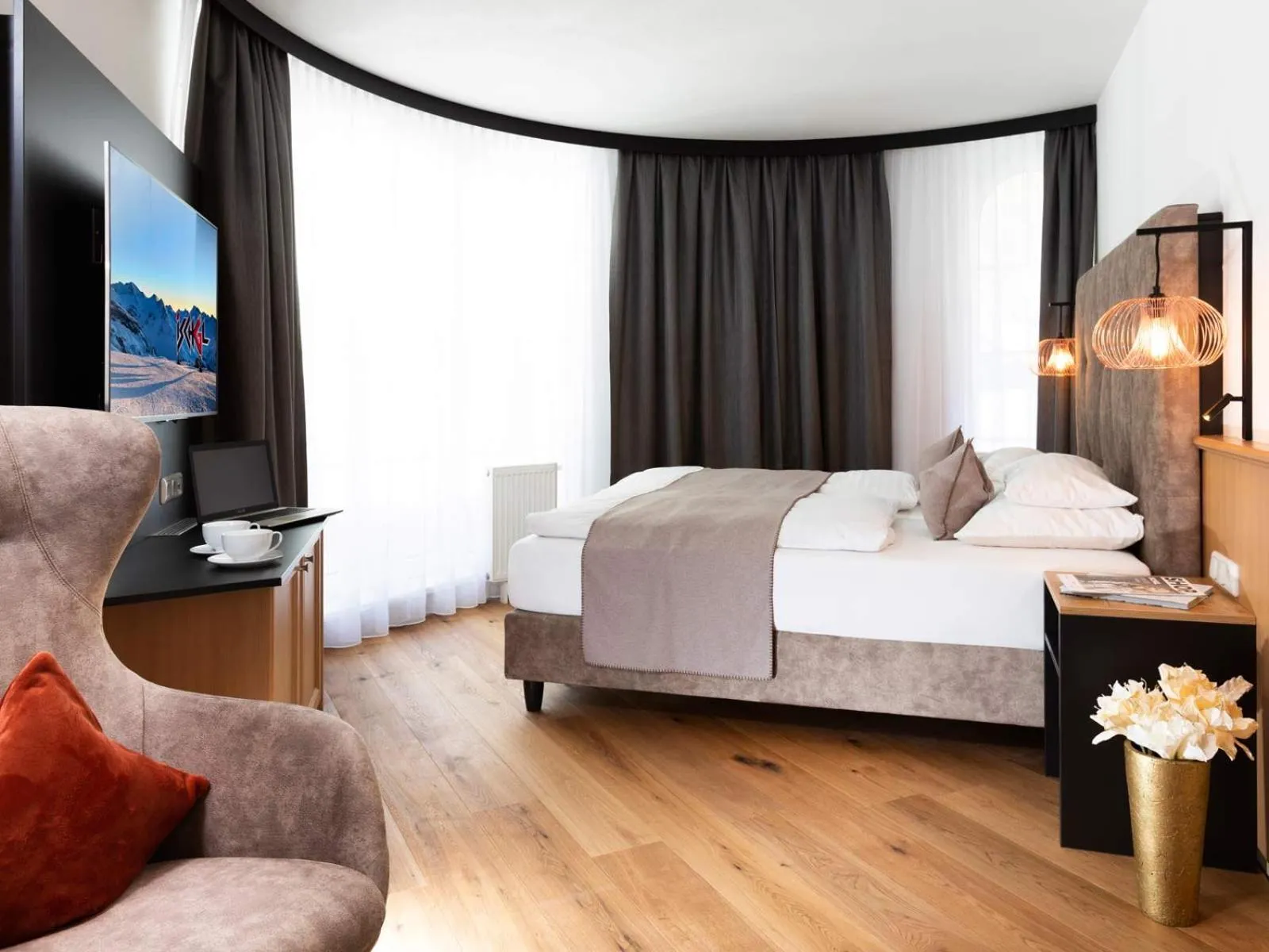 Photo of the whole room, Bed in Seiblishof Superior Hotel Ischgl