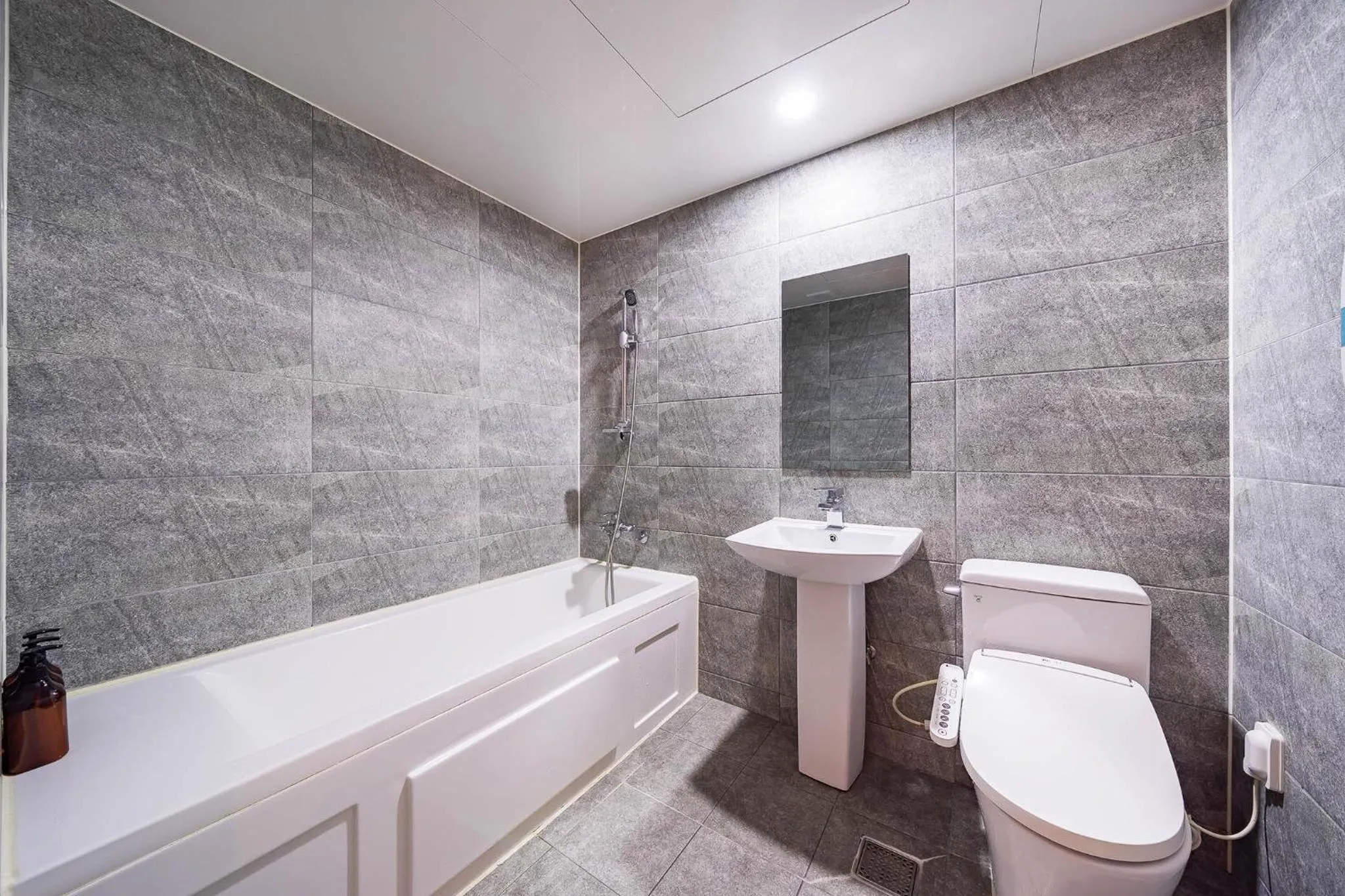 Bathroom in Ost Hotel