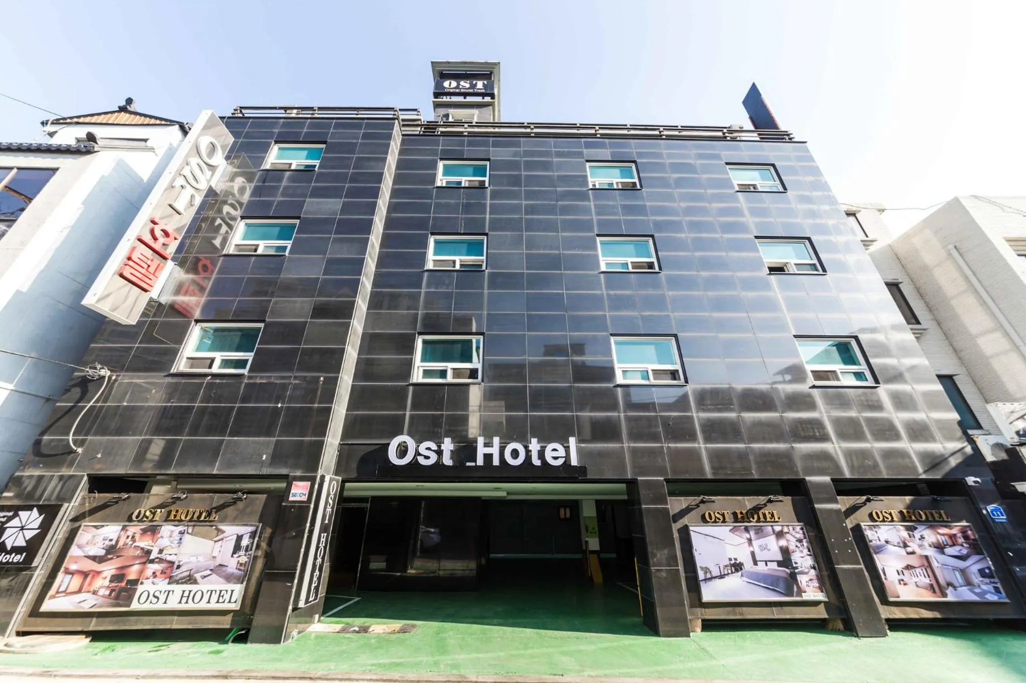 Property Building in Ost Hotel