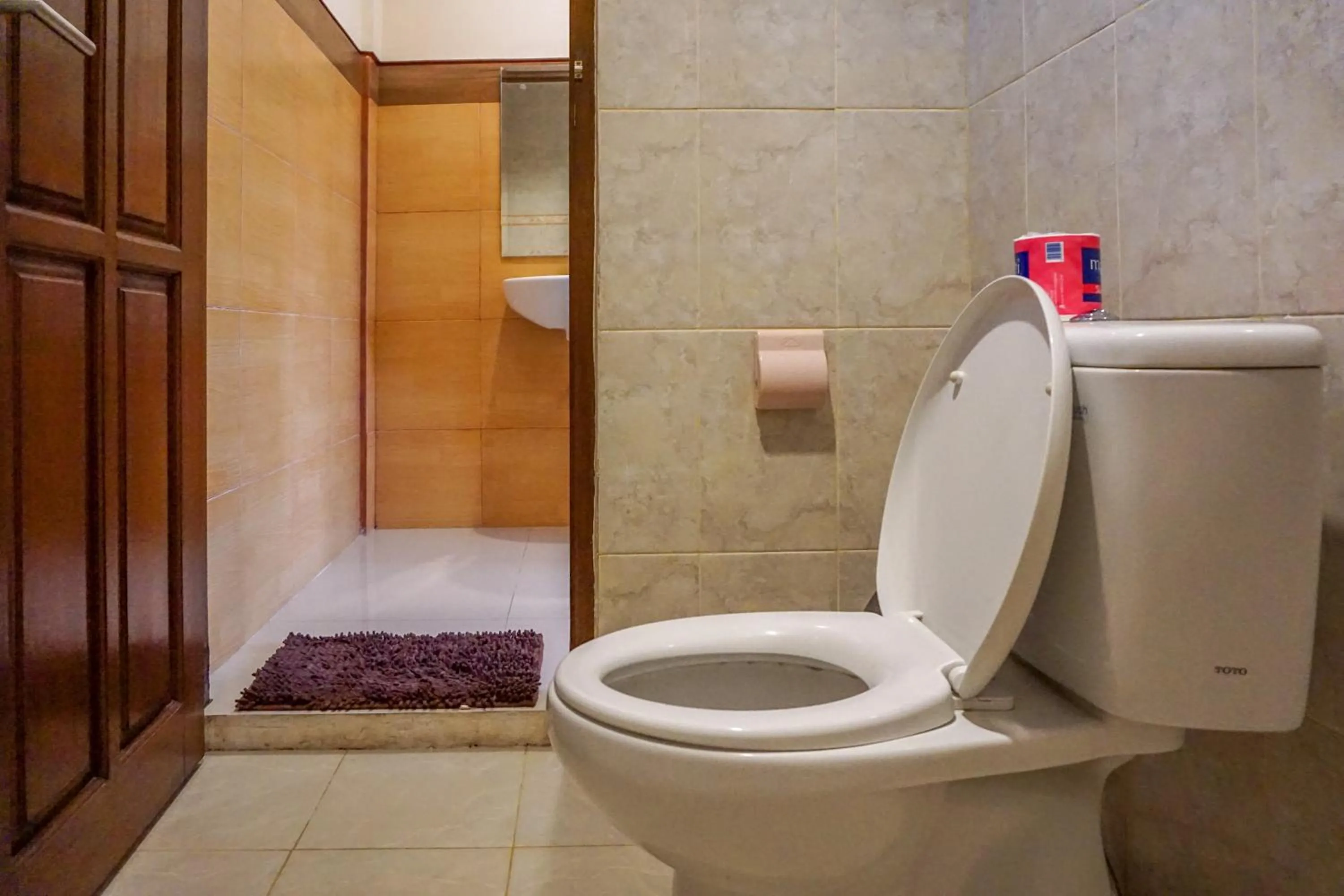 Bathroom in Three Brothers Guest House