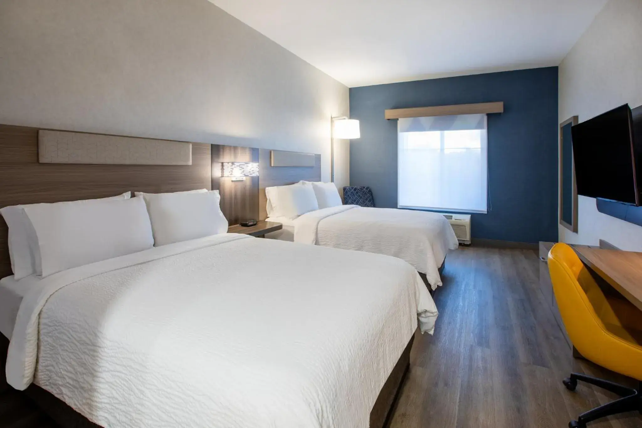 Standard Room with Two Queen Beds in Holiday Inn Express & Suites Lathrop by IHG Standard Room with Two Queen Beds in Holiday Inn Express & Suites Lathrop by IHG