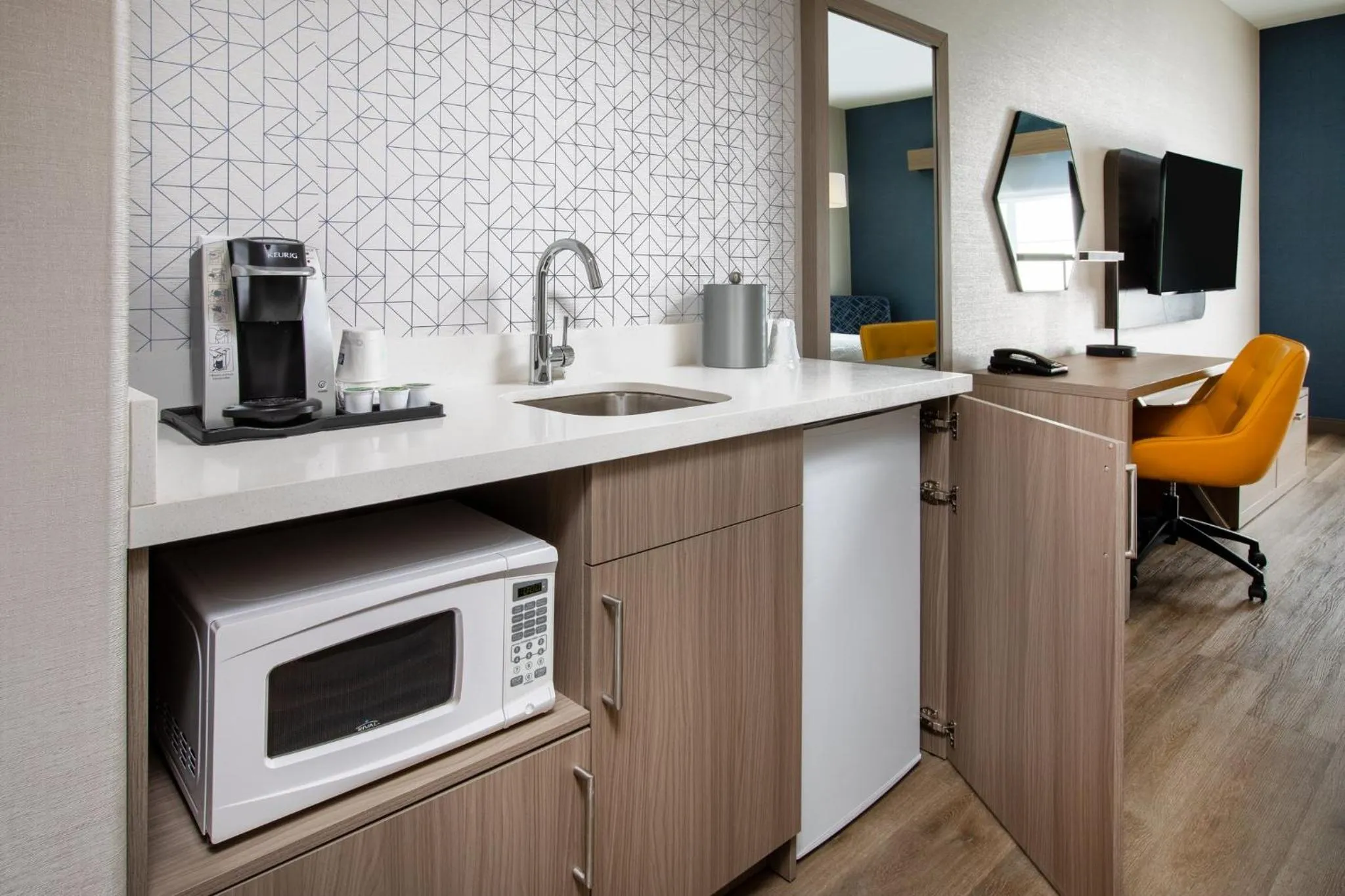 Photo of the whole room in Holiday Inn Express & Suites Lathrop by IHG