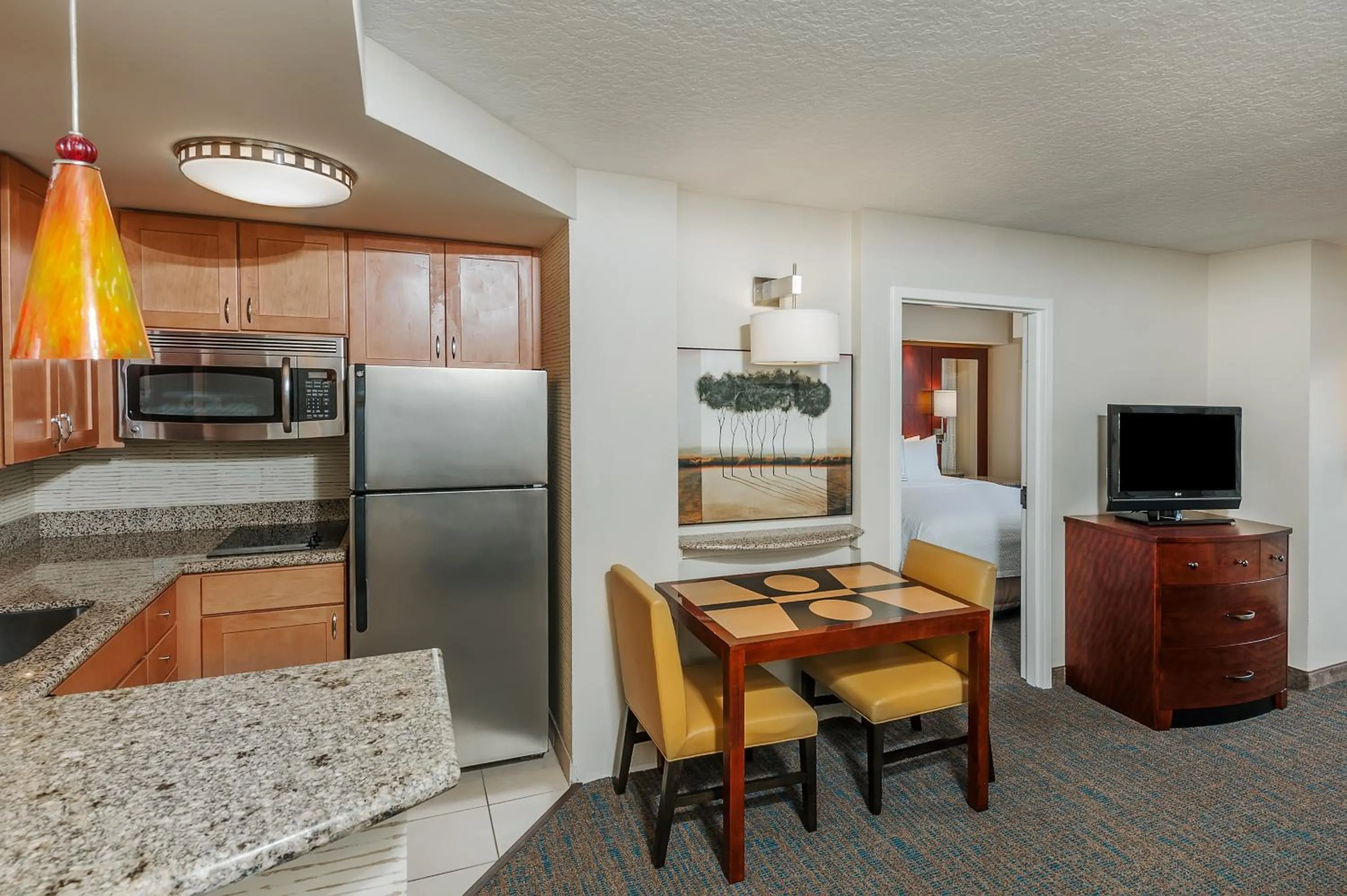 kitchen in Residence Inn Orlando Airport