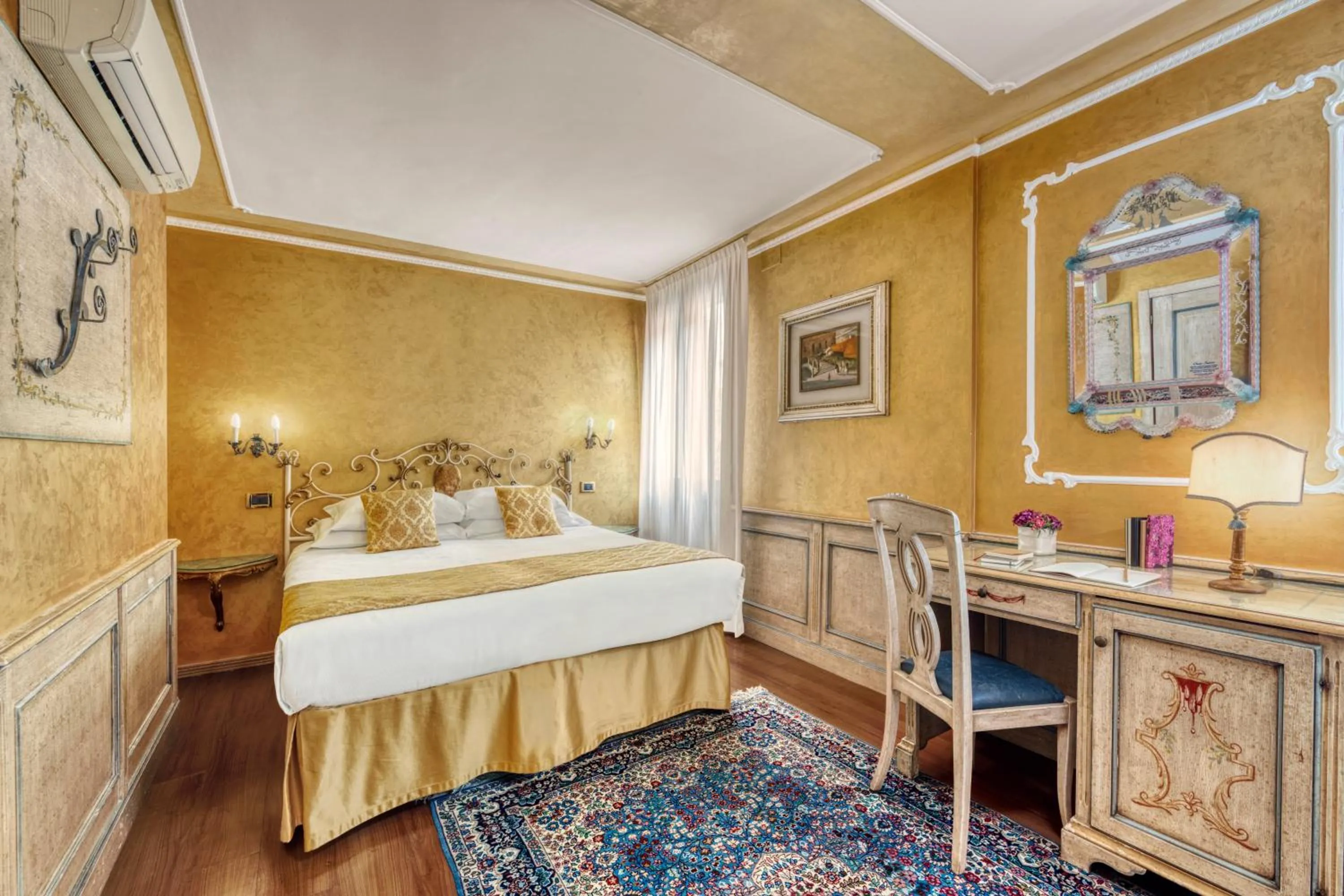 View (from property/room), Bed in Hotel Al Piave