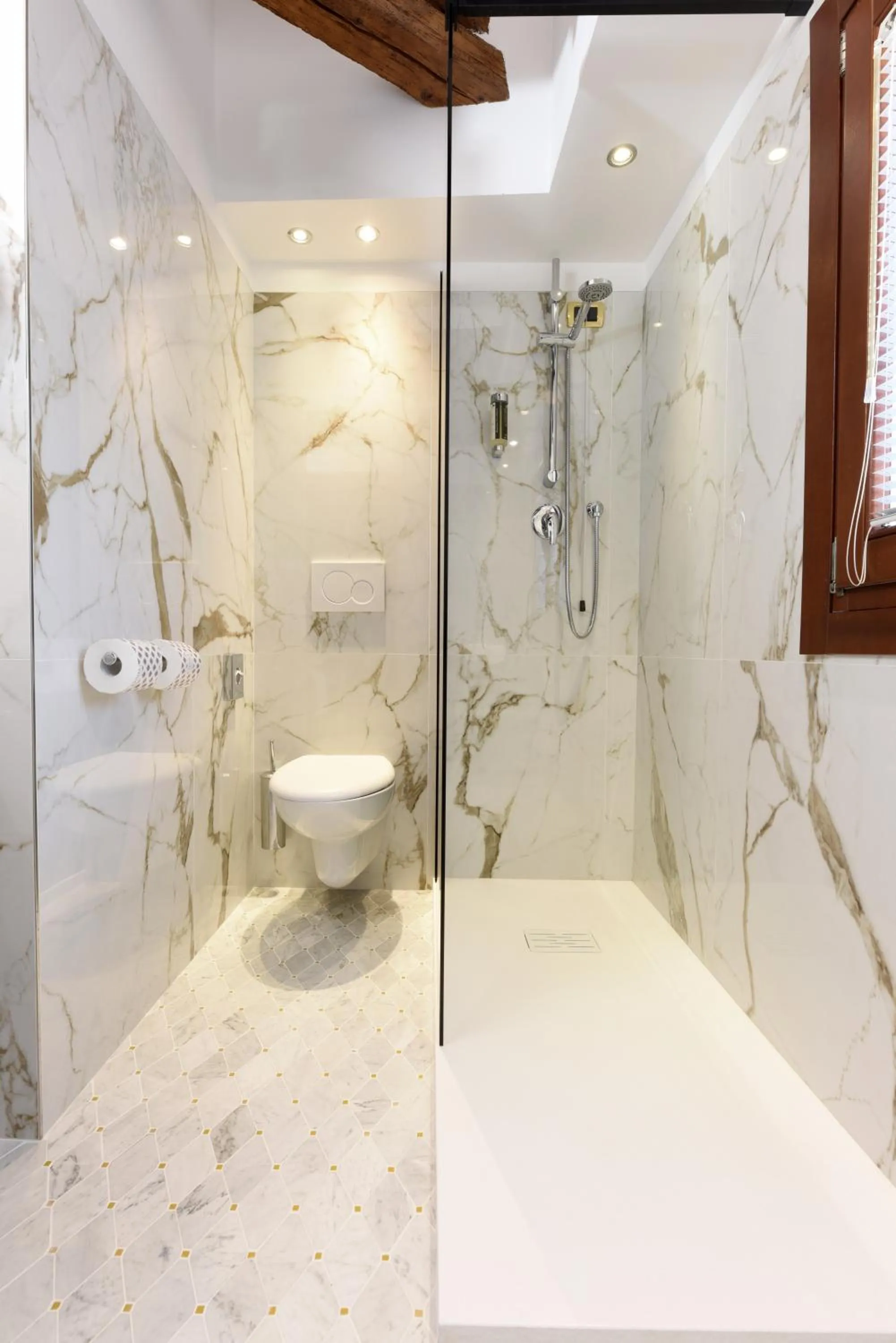 Shower in Hotel Al Piave